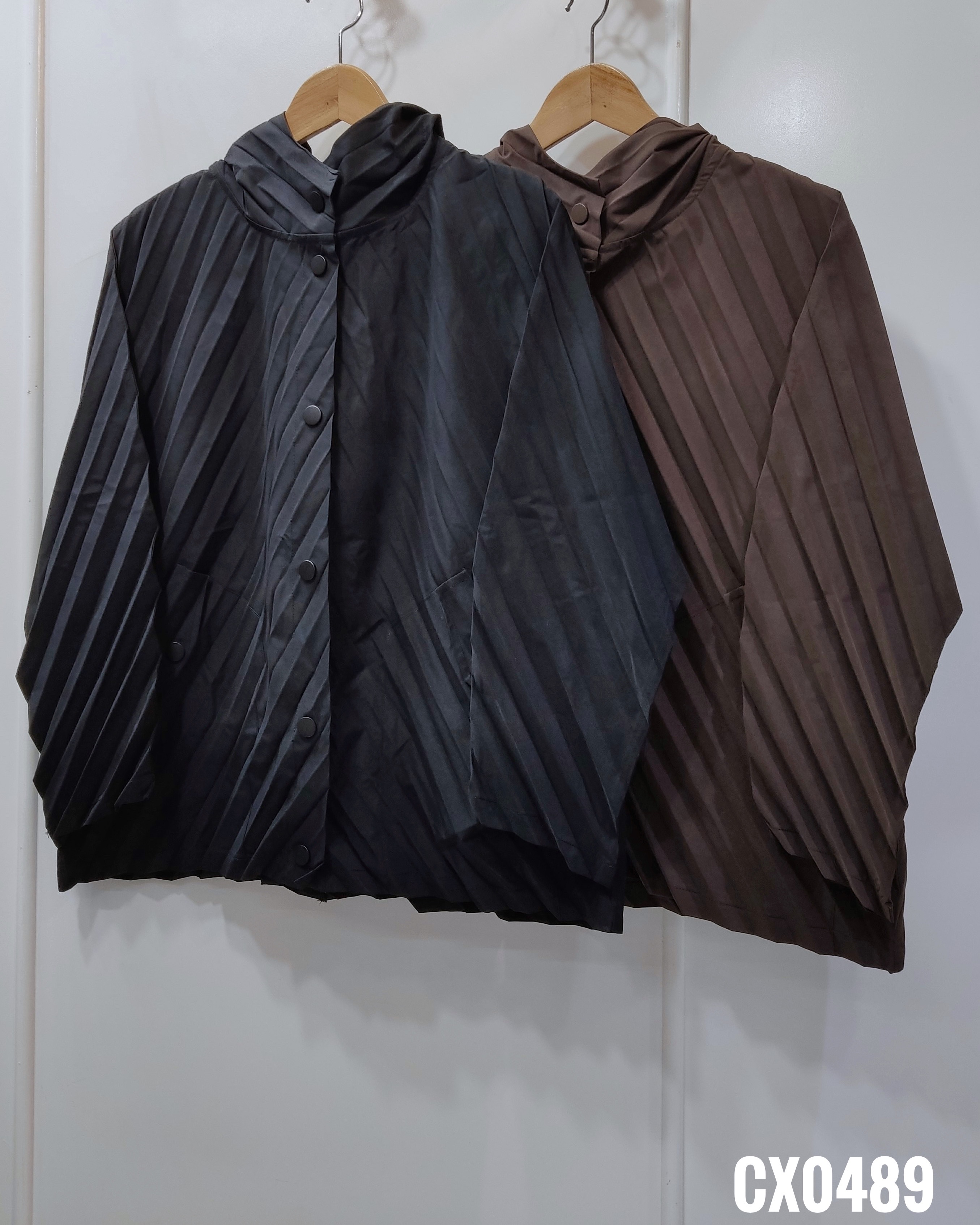 2MUAY รุ่น CX0489 เสื้อคลุมอัดพลีท HOODED BOTTON FRONT PLEATED JACKET 2สี FREE SIZE