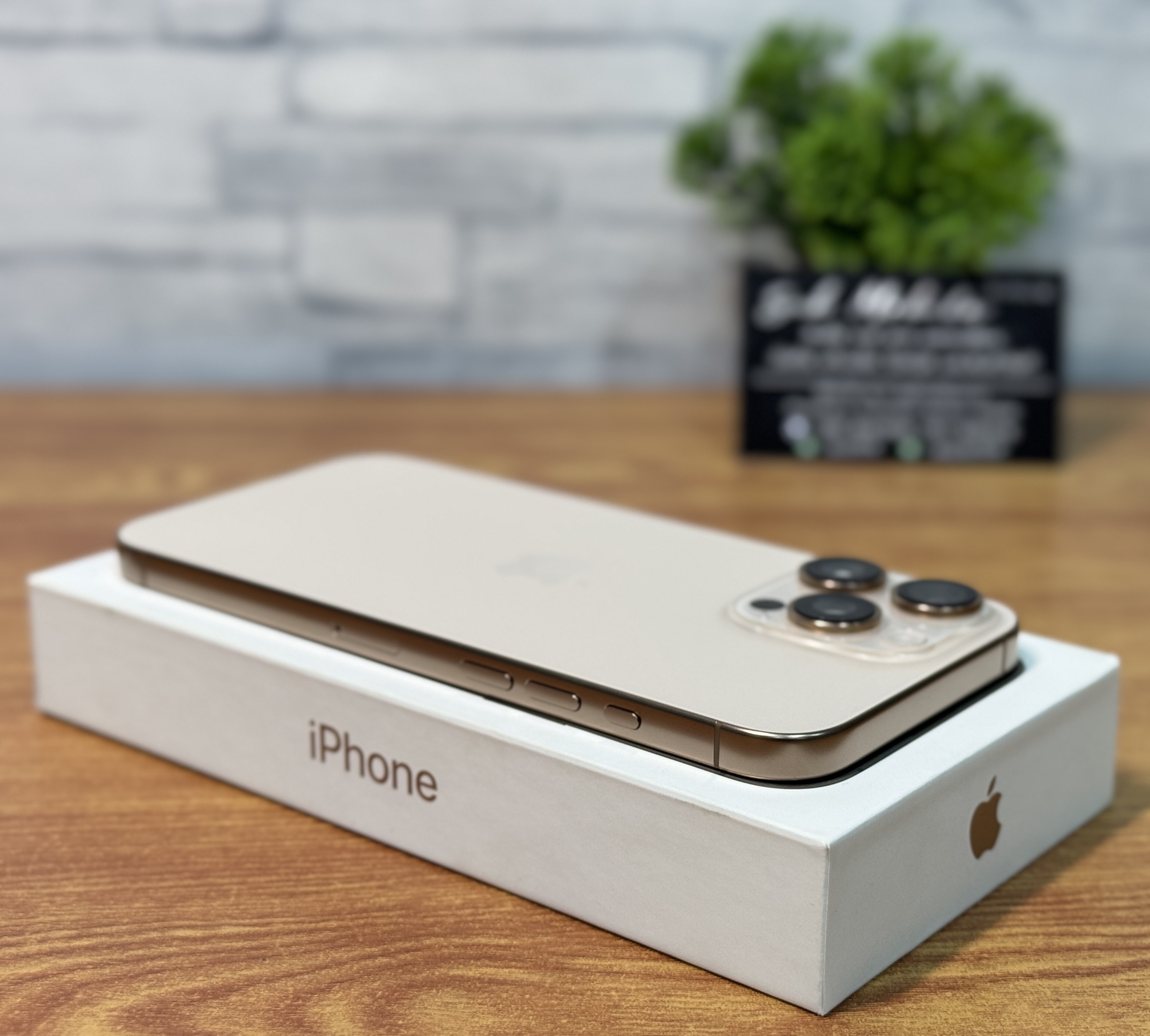 iPhone 16 Pro Max 256GB Desert Titanium มือสอง