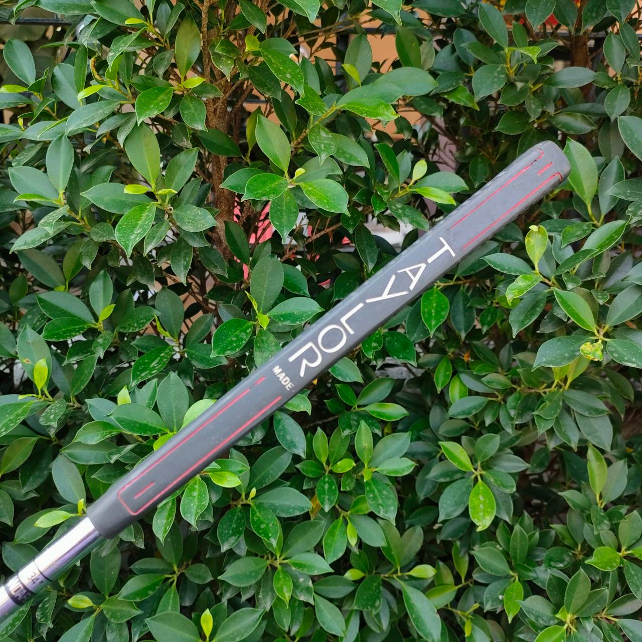 PUTTER TAYLORMADE PATENT-PENDING ความยาว 34 นิ้ว รูปทรงเป็นเอกลักษณ์ สามเหลี่ยมช่วยชดเชย