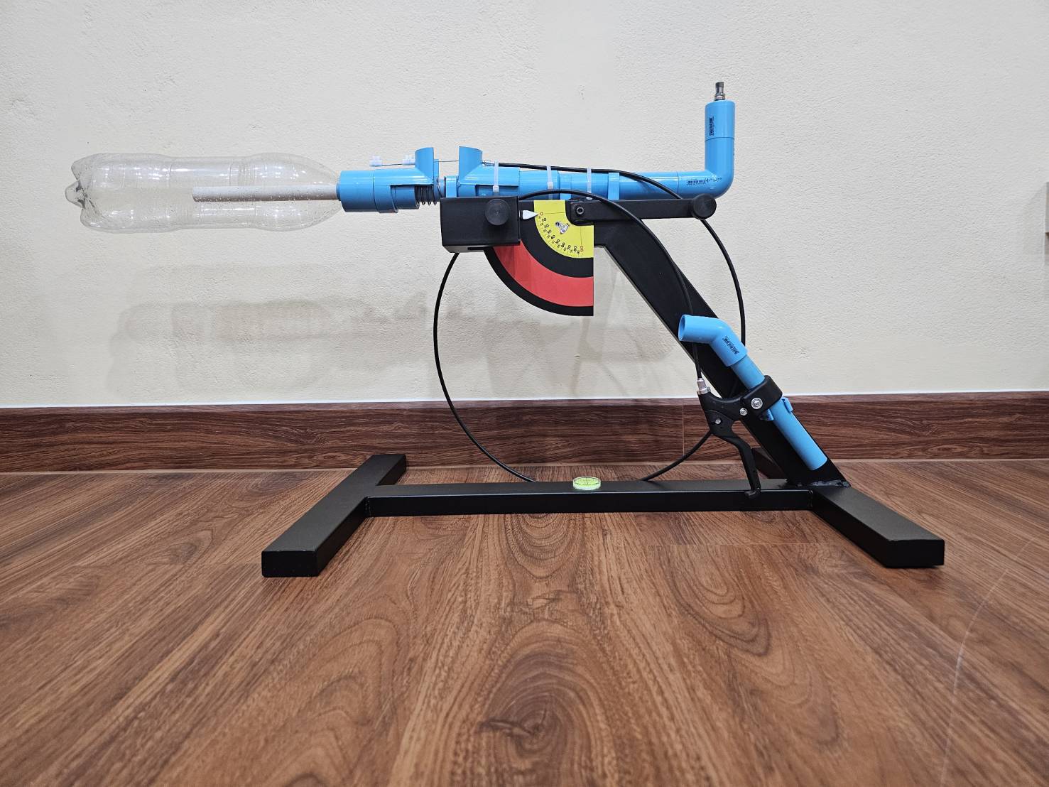 ฐานยิงจรวดขวดน้ำ แถมที่สูบลม ทดลองวิทยาศาสตร์ทดสอบยิงจรวดขวดน้ำ สื่อการสอนเด็กประถม มัธยม ช่างเทคนิค ปวช ปวส ใช้ในการแข่งขันยิงจรวดขวดน้ำ