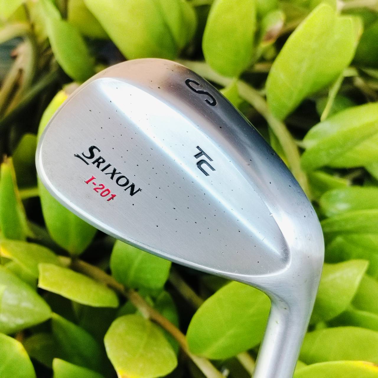 WEDGE SRIXON TC I-201 องศา 56 วัสดุ FORGED JAPAN สุดนุ่มนวล เข้าบอลแน่น สปินดีมากค่ะ ไม้กอล์ฟพรีเมี่ยมมือสอง ของแท้ By NakaraLuxurious