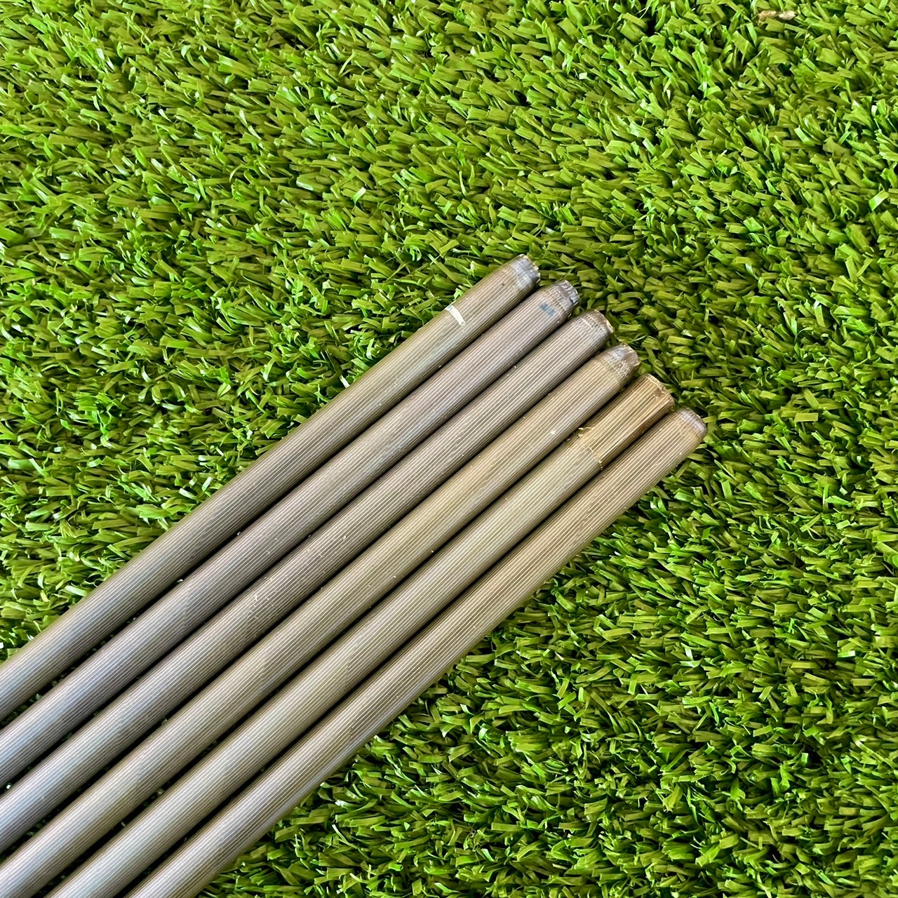ก้าน HONMA NEW TITANIUM CARBON ระดับ 2 ** ก้าน DRIVER ยาว 45.5 นิ้ว FLEX R1, MADE IN JAPAN SAKATA มือหนึ่ง ของแท้ BY NakaraLuxurious