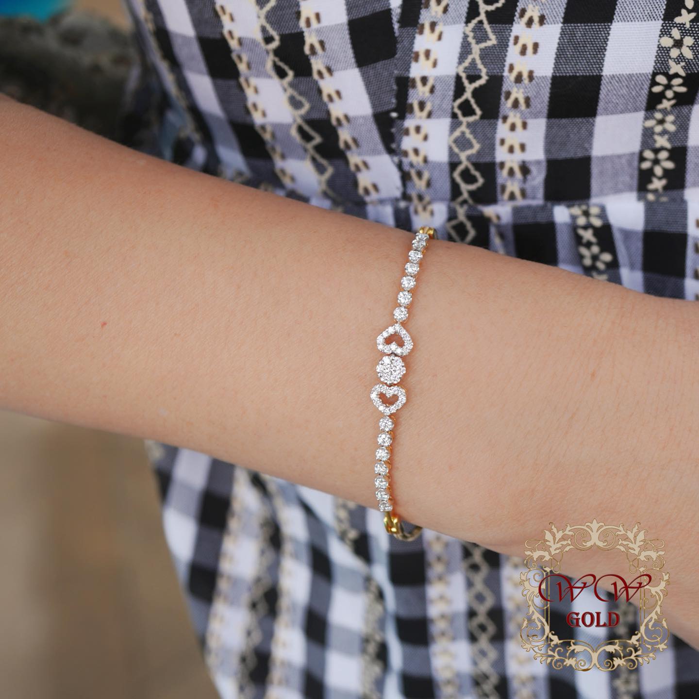 กำไลประกบห้วใจ (กึ่งสร้อยช้อมือ)