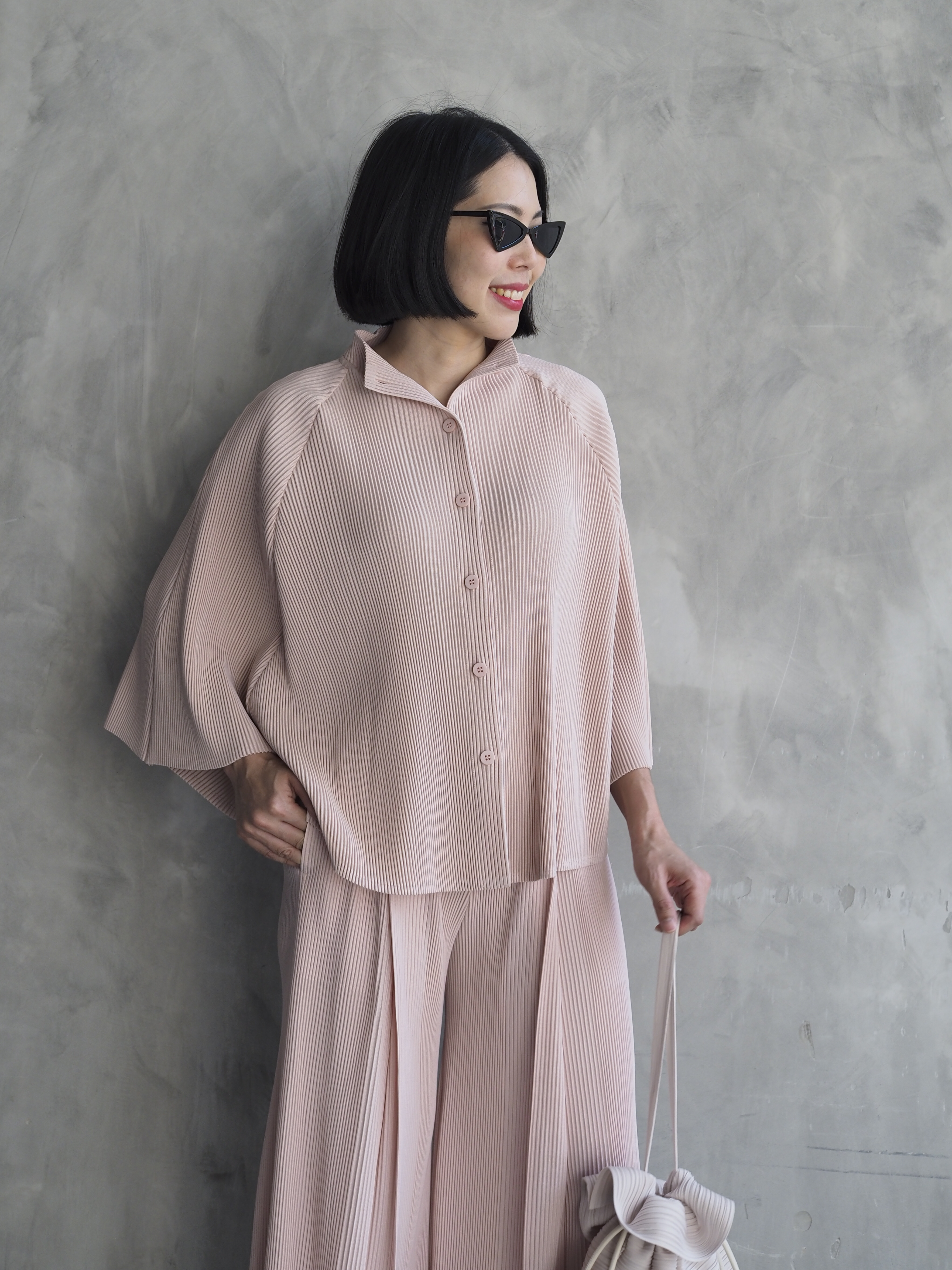 2MUAY รุ่น GJO11112 เสื้อคลุมพลีทคุณภาพ THICK BUTTON FRONT CAPE PLEATED CARDIGAN 12 สี FREE SIZE