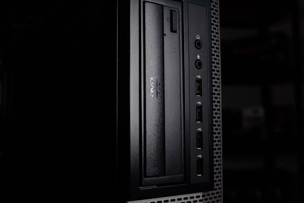 Dell OptiPlex 390 DT คอมพิวเตอร์ตั้งโต๊ะ พร้อมใช้งาน สินค้ามีประกัน