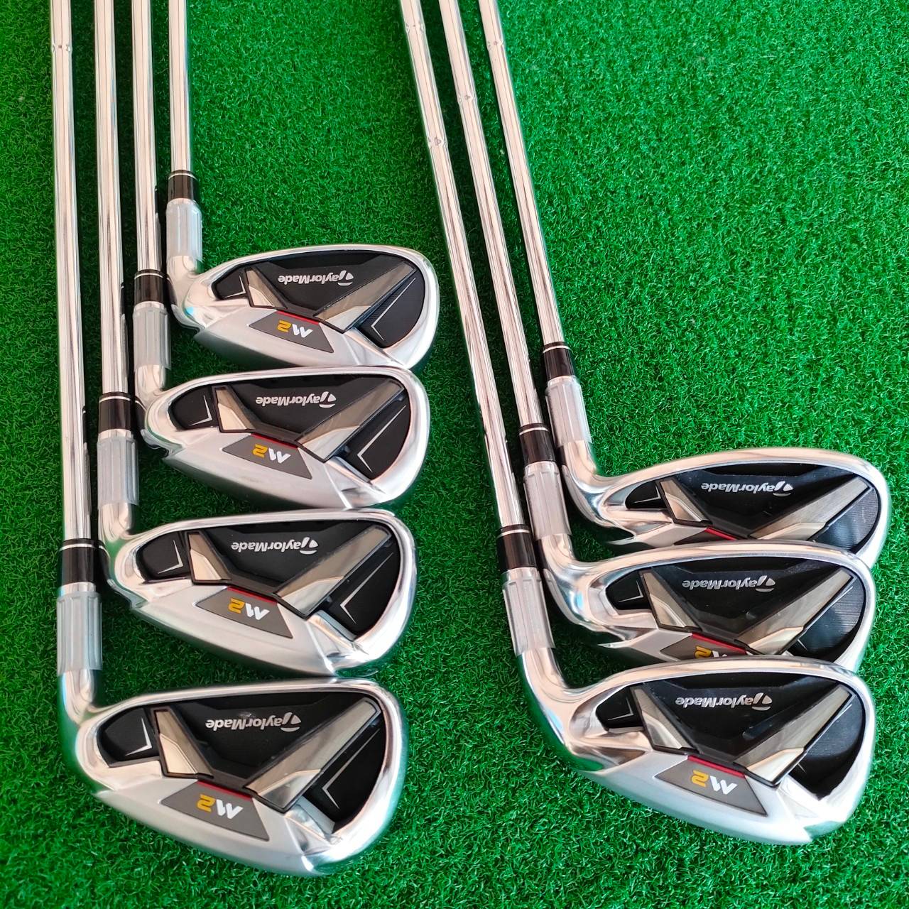 ชุดเหล็ก TAYLORMADE M2 สภาพสวยมากๆๆๆๆ 95 % ได้ครับ มีเหล็ก 5-9 เเละ PW SW ก้าน REAX 90 FLEX S