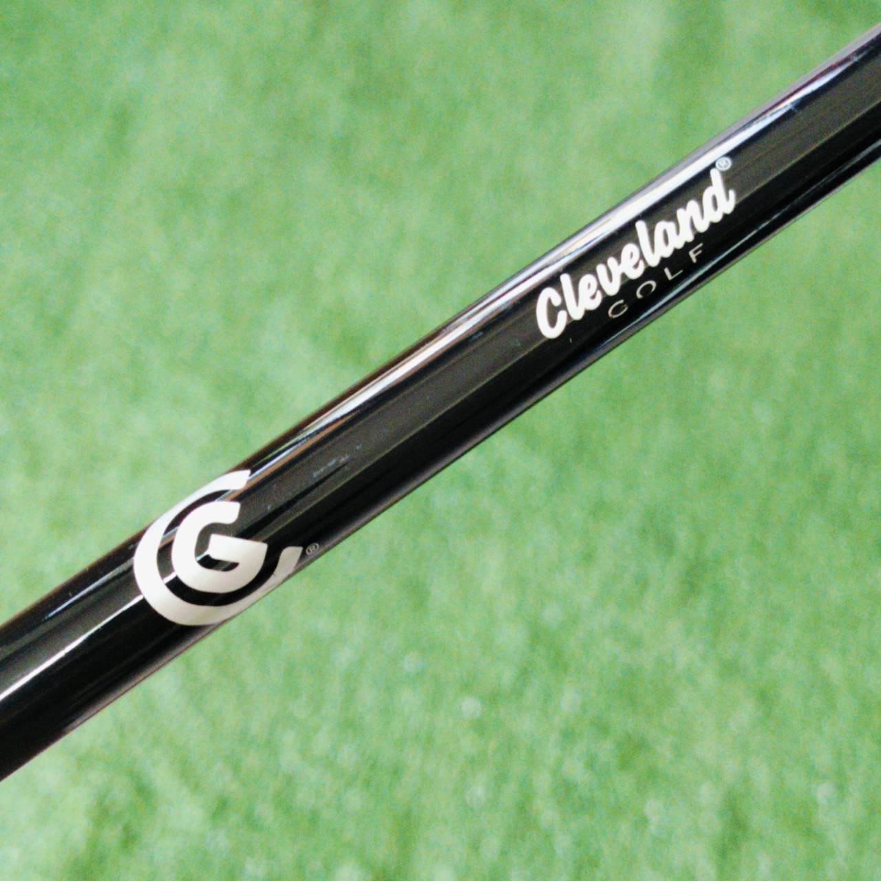 ชุดเหล็ก CLEVELAND LAUNCHER ชุดเหล็กตีง่าย มาตรฐานสูง สภาพสวยเดิมทุกชิ้น ทั้งก้านและกริพ ไม้กอล์ฟพรีเมี่ยมมือสอง ของแท้ By NakaraLuxurious