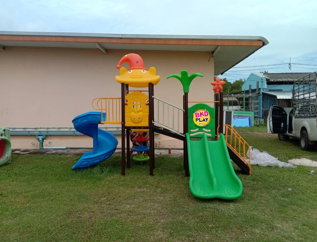 เครื่องเล่นสนามกลางแจ้ง-ในร่ม,ชุดหมวกแฟนซี สนามเด็กเล่น ,เครื่องเล่นสนามกลางแจ้งในร่มราคาถูก, เครื่องเล่นสนามปฐมวัย, playground, outdoorplayground ครุภัณฑ์สนามเด็กเล่น, สพฐ,โครงการโรงเรียนประชารัฐ