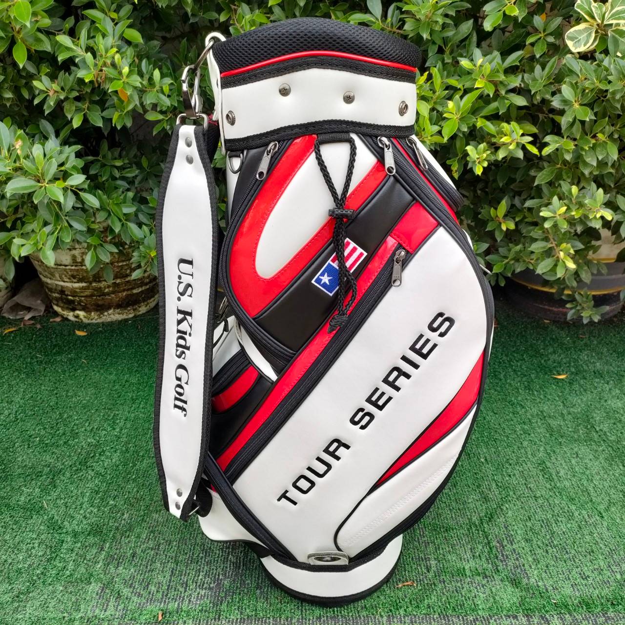 🔥 ของใหม่ ของศูนย์ ล้างสต๊อค 🔥 ถุงกอล์ฟเด็ก U.S.KIDS GOLF TOUR SERIES ขนาดไชส์ของถุง ปากถุง 7.5 นิ้ว ความสูงของถุงกอล์ฟ 28 นิ้ว มือหนึ่ง ของแท้ BY NakaraLuxurious