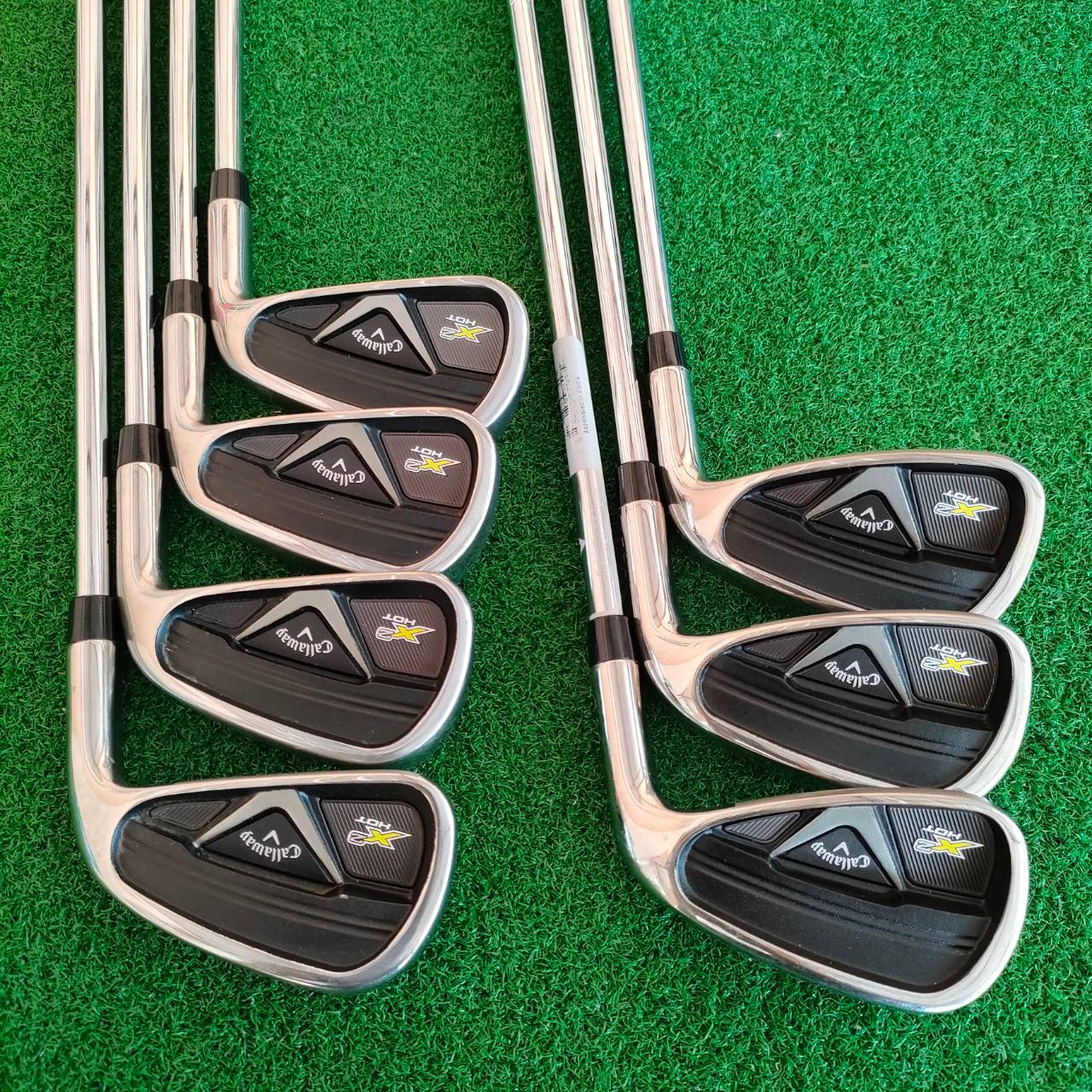 ชุดเหล็ก CALLAWAY X2 HOT PRO มีเหล็ก 4 - 9 PW ทั้งหมด 7 ชิ้น ก้าน N.S.PRO 950GH FLEX R สภาพสวยเดิมมากๆ