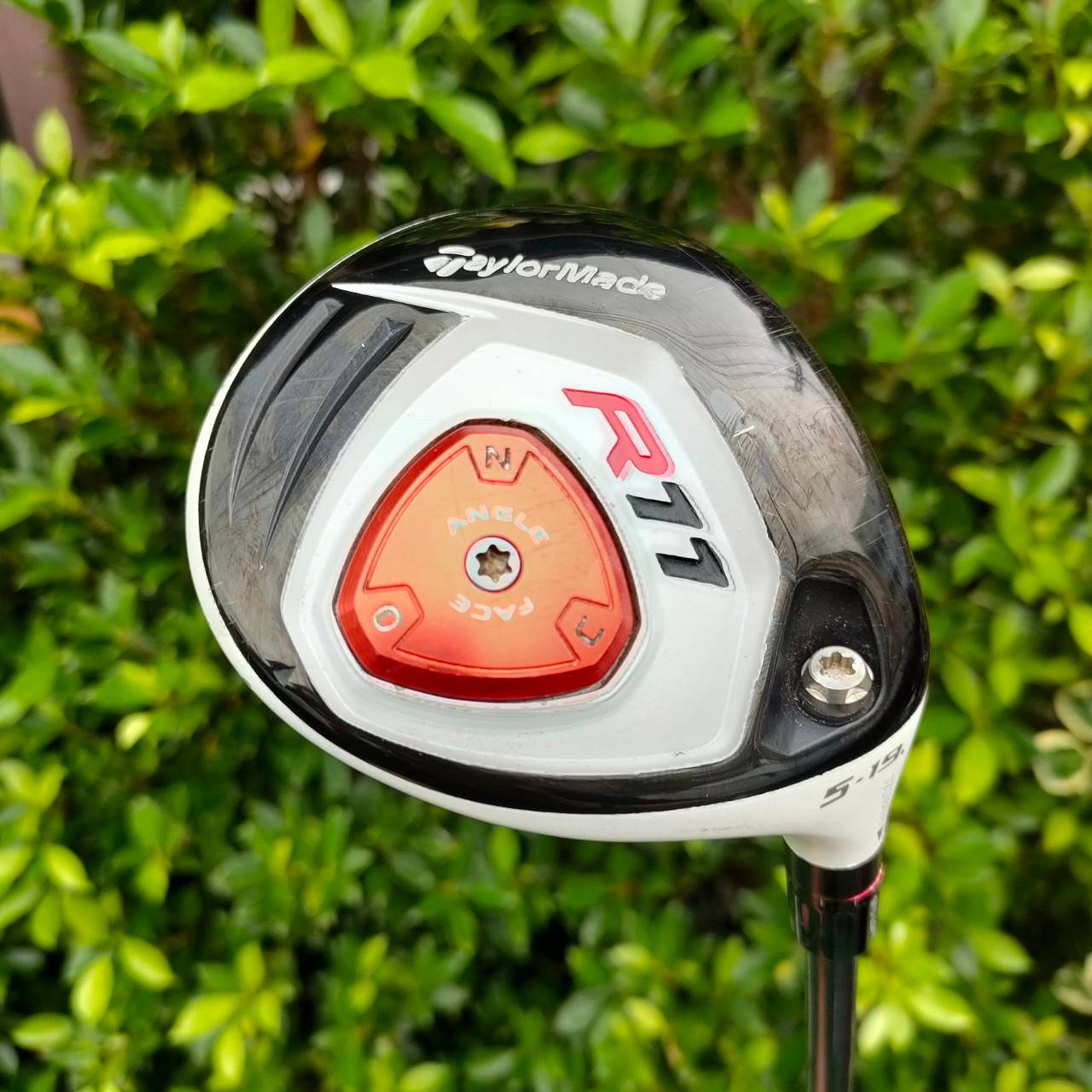 FW5 TAYLORMADE R11 ก้าน FUJIKURA MOTORE FLEX S องศา 19 ตีไกลมากๆ ตีง่าย ปรับจูนได้หลายจุดครับ