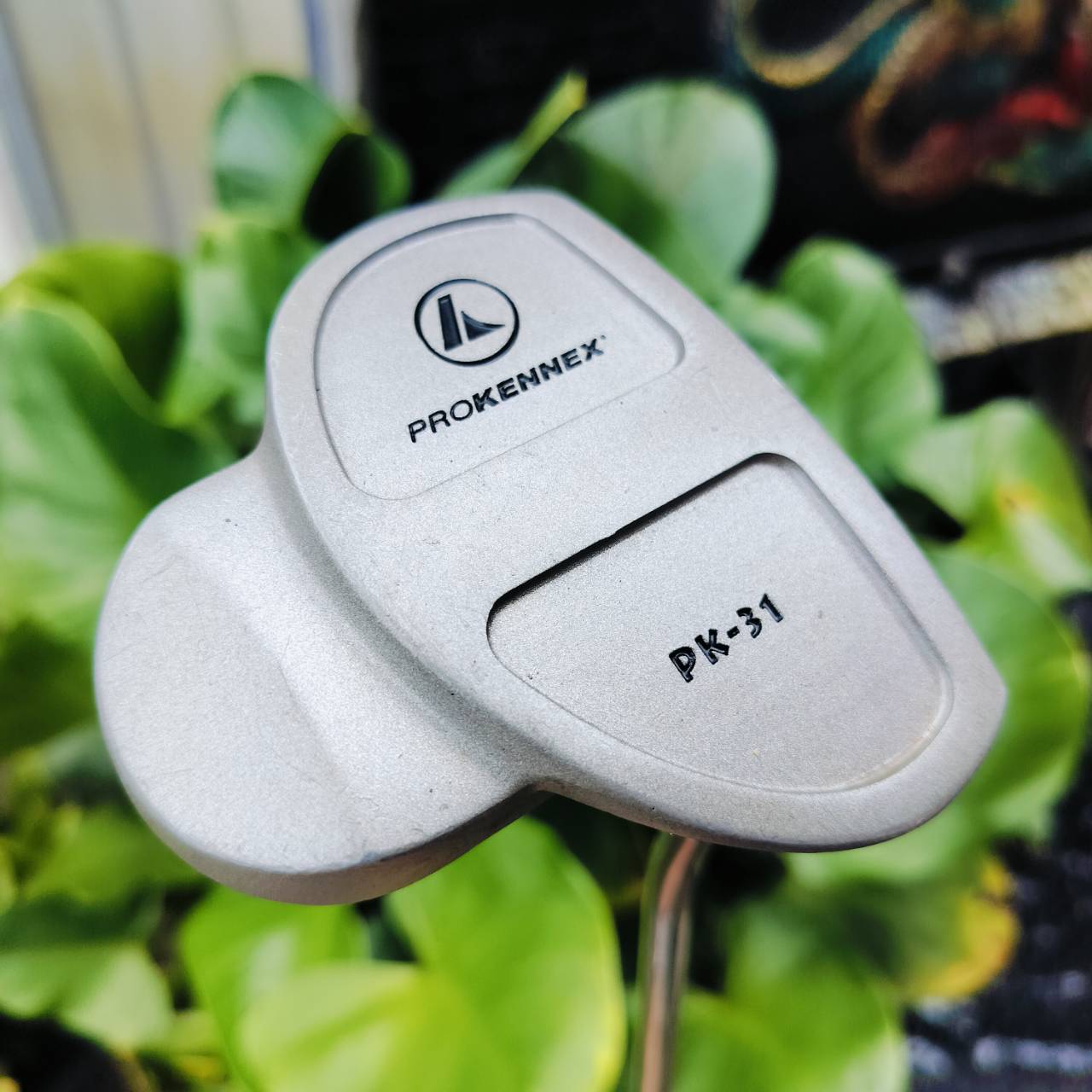 PUTTER PROKENNEX PK-31 ความยาว 34 นิ้ว แบบ 3 บอล เล็งง่ายมากกว่า 2 บอล ชดเชยสูง พัตต์ตรง บล๊านซ์ หน้าอินเซิร์ท พัตต์เกาะไลน์ดีมากเลยค่ะ ไม้กอล์ฟพรีเมี่ยมมือสอง ของแท้ By NakaraLuxurious