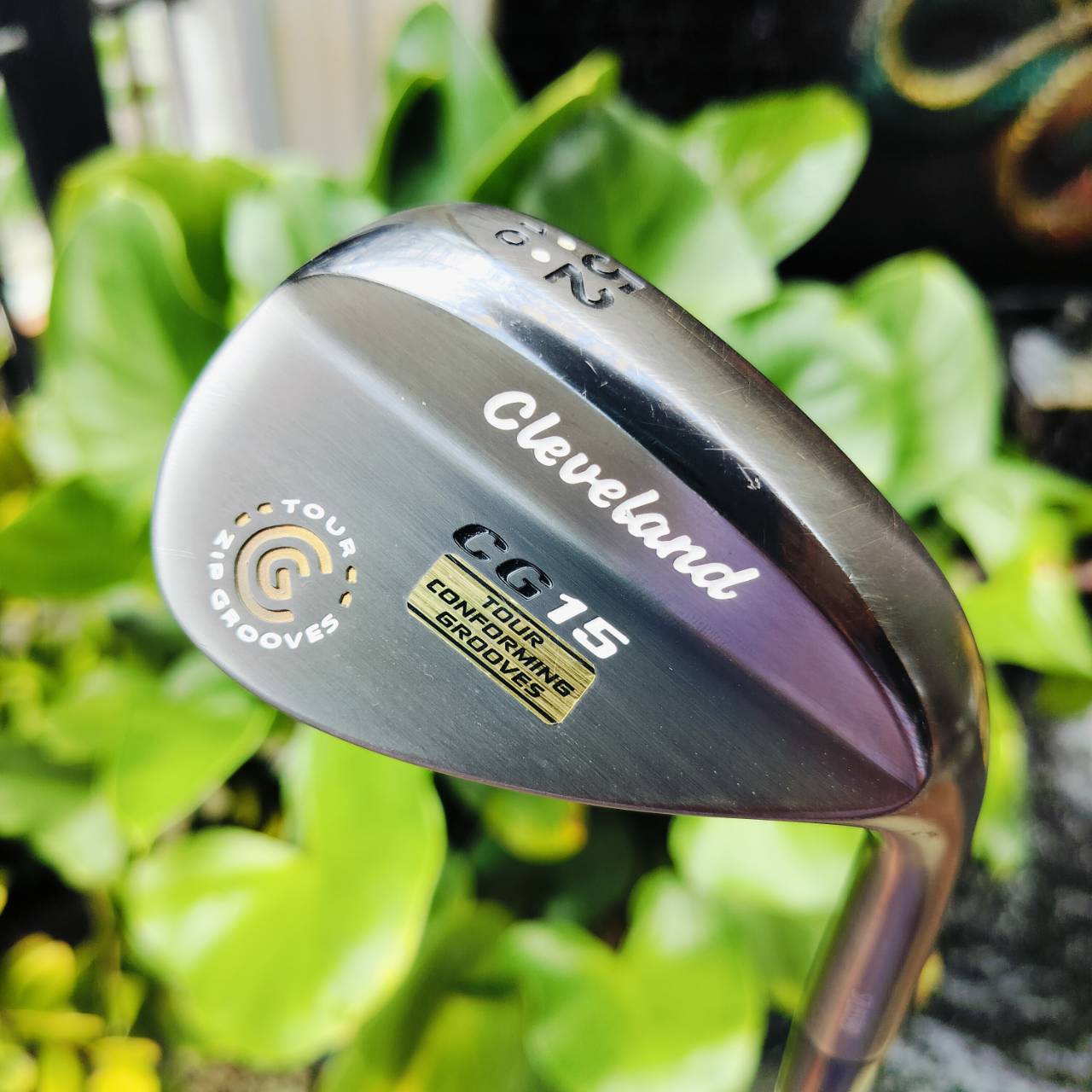 WEDGE CLEVELAND CG15 องศา 52 BOUNCE 10 สภาพสวยมาก เป็นรุ่น ZIP GROOVE ร่องสี่เหลี่ยม เหมือนซิป สปินจัดมากๆกว่าปกติ ไม้กอล์ฟพรีเมี่ยมญี่ปุ่นมือสอง ของแท้ By NakaraLuxurious