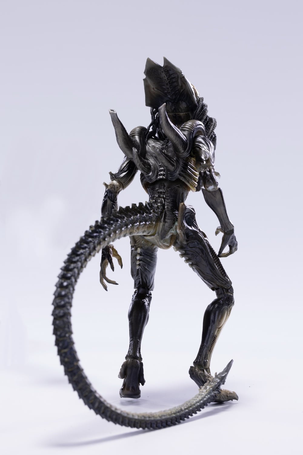 [สั่งจอง]HIYA 1/18 : Mini Series Alien vs. Predator