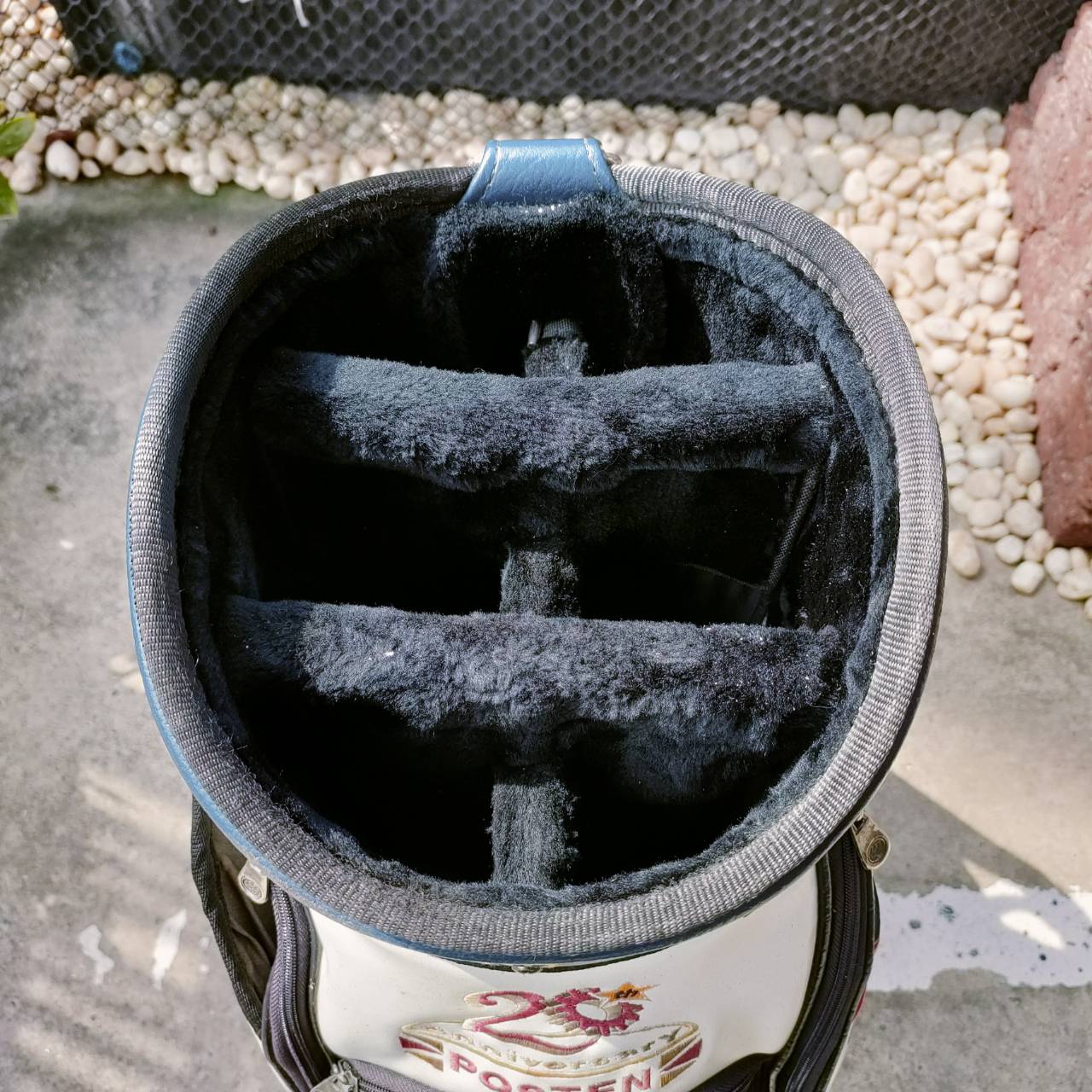 ถุงกอล์ฟ BUICK รุ่น TIGER WOODS ของแท้ มือสอง หายากมาก ราคาแพง ภายในบุกำมะหยี่ ถุงสวยมากๆ ไม้กอล์ฟพรีเมี่ยมมือสอง ของแท้ By NakaraLuxurious