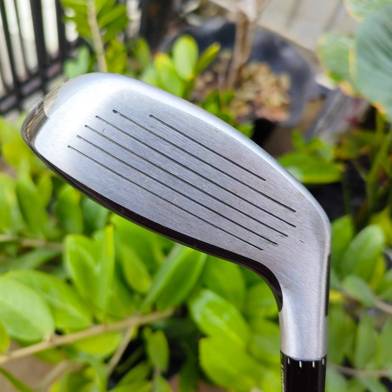 ** ไม้กอล์ฟสำหรับท่านที่ถนัดซ้าย ** HYBRID 4 TAYLORMADE SLDR องศา 21 ก้านน FUJIKURA TAYLORMADE FLEX X ใส่เต็มได้เลย สำหรับท่านที่มีสปีดแรง ไม้กอล์ฟมือสอง ของแท้ BY NakaraLuxurious