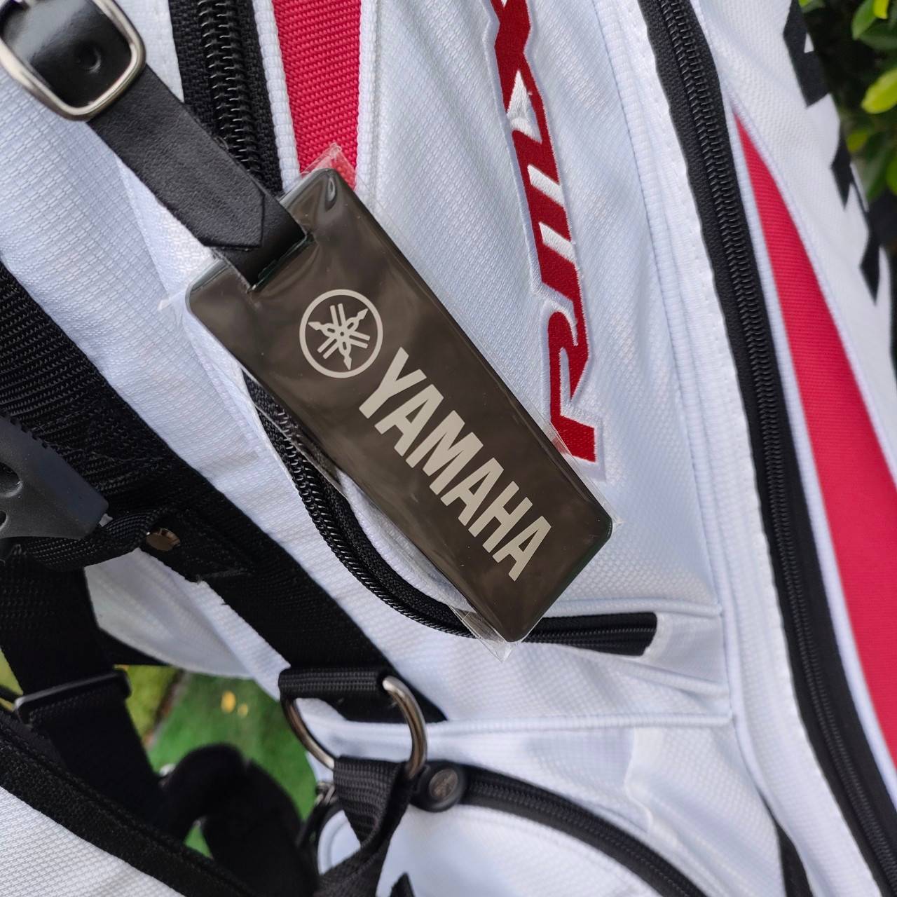 ถุงกอล์ฟ YAMAHA ขาตั้ง ของใหม่!! ส่งตรงจากญี่ปุ่น สวยมาก มีสายสะพายครบ มือหนึ่ง ของแท้ BY NakaraLuxurious