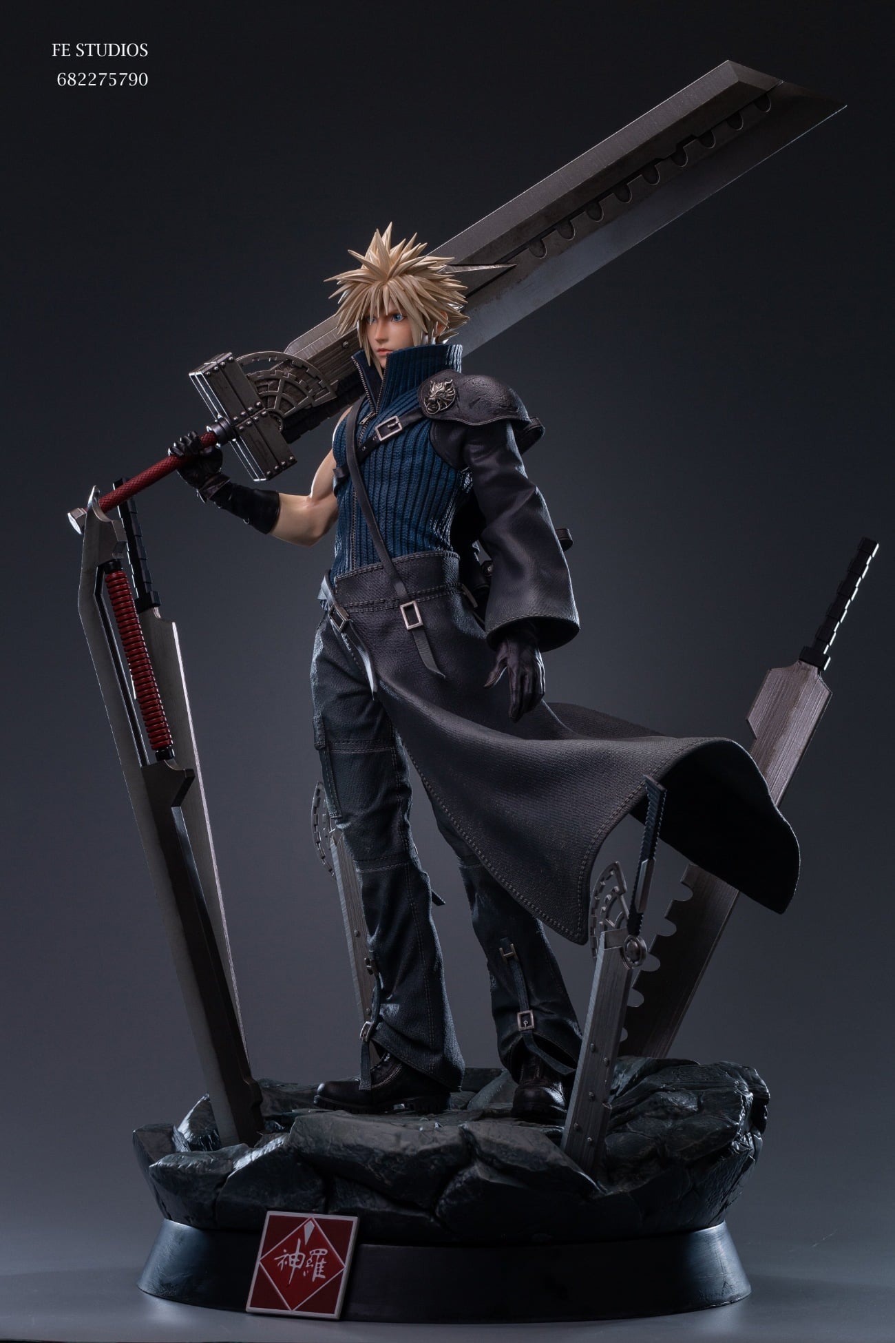 [สั่งจอง]FE STUDIOS FE004 1/4 STATUE : CLOUD STRIFE