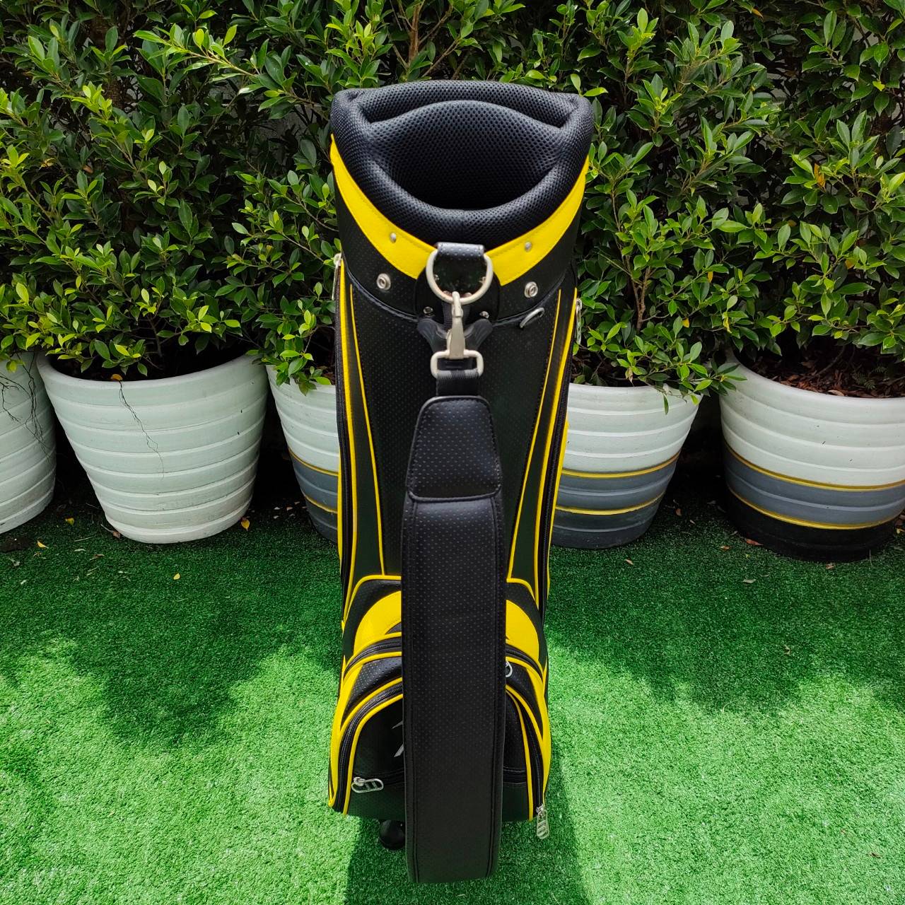 ถุงกอล์ฟมือสอง MIZUNO ของแท้ สกรีน ISUZU สภาพสวยมาก ถุงดีมาก