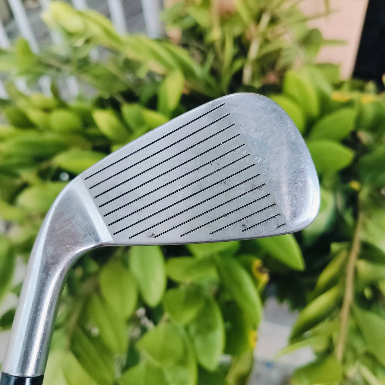 ชุดเหล็ก Taylormade TOUR BURNER มีเหล็ก 3 - 9 PW SW ครบเซ็ต สภาพสวยเดิม ก้านรุ่นนี้สุดพิเศษ เป็นก้านแบบ BUBBLE สวยเดิมทั้งชุด ก้านนี้หายากมาก ไม้กอล์ฟพรีเมี่ยมมือสอง ของแท้ By NakaraLuxurious