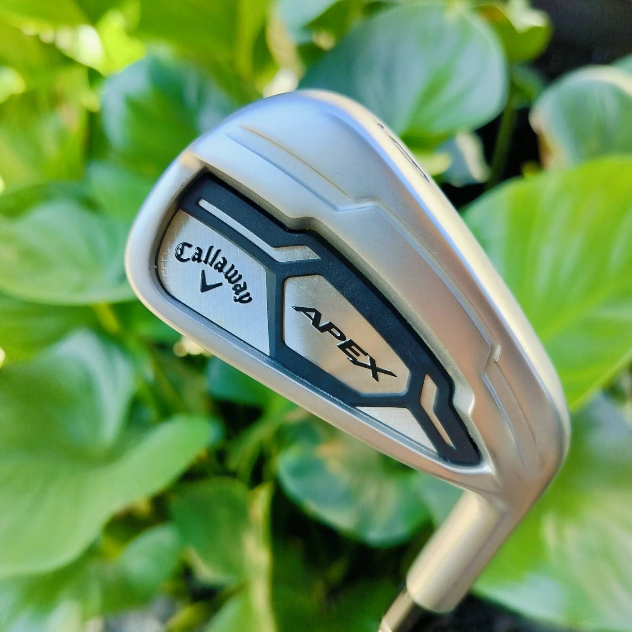 ชุดเหล็ก Callaway APEX FORGED CF 16 สภาพสวยมากๆ เดิมๆ ทุกเหล็กเลยค่ะ Face Cup 360 ชั้นนำในอุตสาหกรรมกอล์ฟ หน้าเด้ง COR สูงสุดตามกฏ USGA ตีง่าย ไกล ฟีลลิ่งพรีเมี่ยมที่สุด ไม้กอล์ฟพรีเมี่ยมมือสอง ของแท้ By NakaraLuxurious