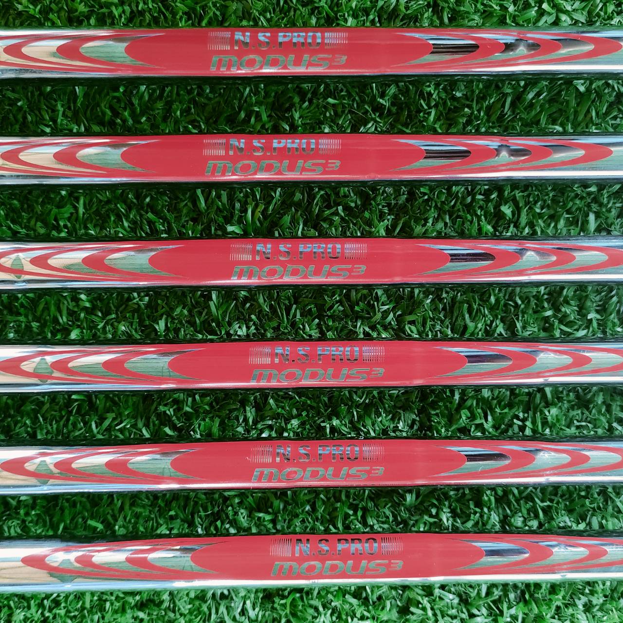 ชุดเหล็ก Titleist T150 Forged สภาพสวยนางฟ้า 98% ไดร์ฟไปแค่ 2 ครั้ง ความรู้สึกขณะปะทะลูกแบบ T100 แต่ ถูกออกแบบให้สร้างความเร็วได้สูงกว่า T100 และตีไกลกว่า มีองศาหน้าเหล็กชันกว่า 2 องศา ชดเชยความผิดพลาดมากกว่า ไม้กอล์ฟพรีเมี่ยมมือสอง ของแท้ By NakaraLuxurio