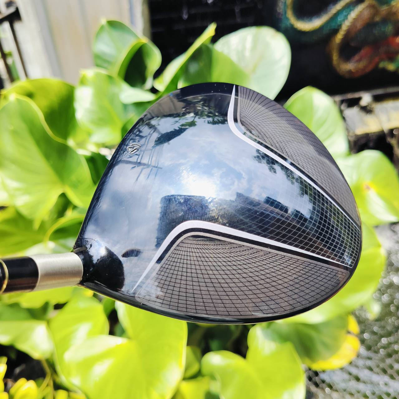 Driver Taylormade BURNER DRAW เป็นรุ่นที่แก้ปัญหาสำหรับคนชอบตีเฟด กระดองเคฟล่า จุด CG ต่ำ หัวใหญ่ หน้าสวีตสปอตกว้างเน้นตีง่ายๆค่ะ ระยะมาเต็มด้วยค่ะ องศา 9.5 ก้าน FUJIKURA FLEX R 50 กรัม ไม้กอล์ฟพรีเมี่ยมมือสอง ของแท้ By NakaraLuxurious