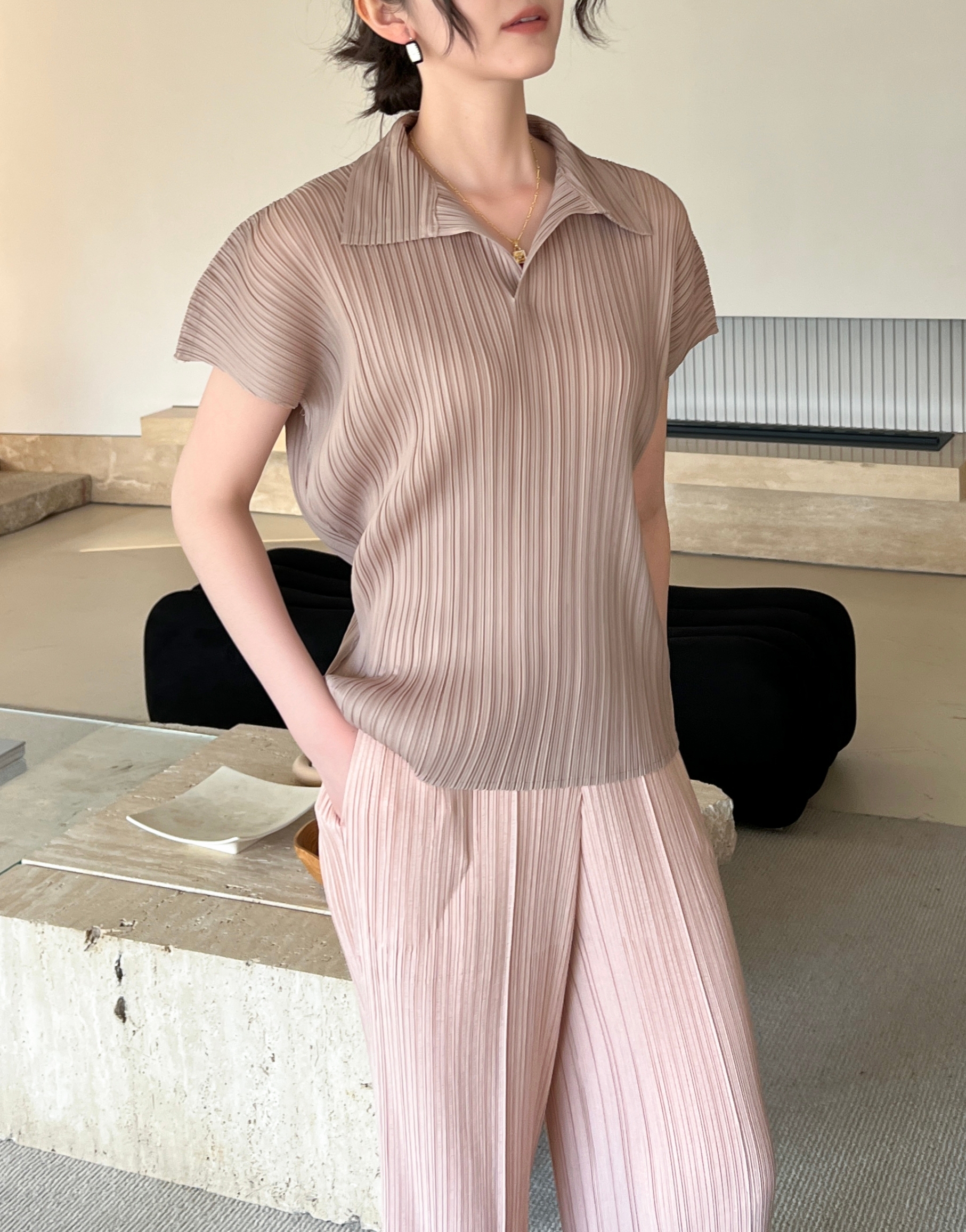 2MUAY รุ่น GJO3969 เสื้ออัดพลีทคุณภาพ BAT SLEEVE COLLAR PLEATED TOP 8 สี FREE SIZE