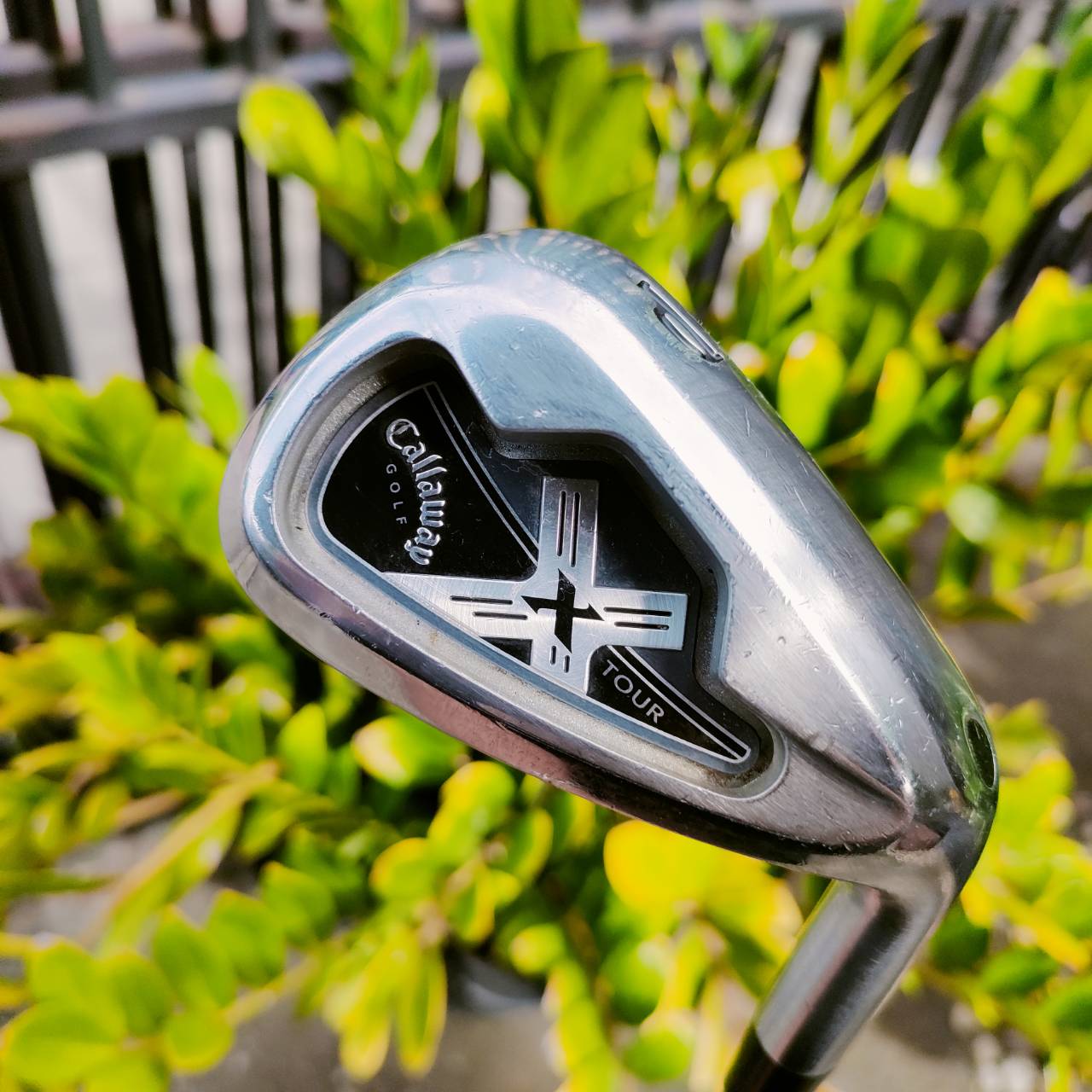 ชุดเหล็ก Callaway X-TOUR เป็นชุดเหล็ก FORGED สุดมันส์ ตีทั้งนุ่มนวลและคม แต่พิเศษมาก โดยมี CAVITY ที่ลึก ตีง่่ายมากๆ และใบไม่ใหญ่ด้วยค่ะ ครบเครื่องมาก ไม้กอล์ฟพรีเมี่ยมมือสอง ของแท้ By NakaraLuxurious