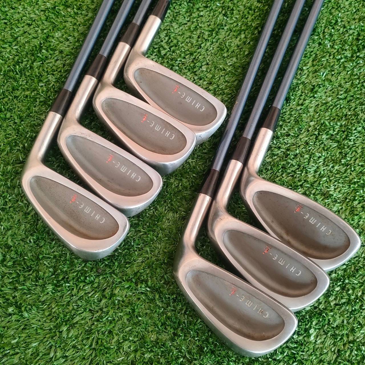 ** ไม้กอล์ฟสำหรับผู้หญิง ** ชุดเหล็ก MIZUNO CHIME LADY มีเหล็ก 5-9 เเละ PW SW