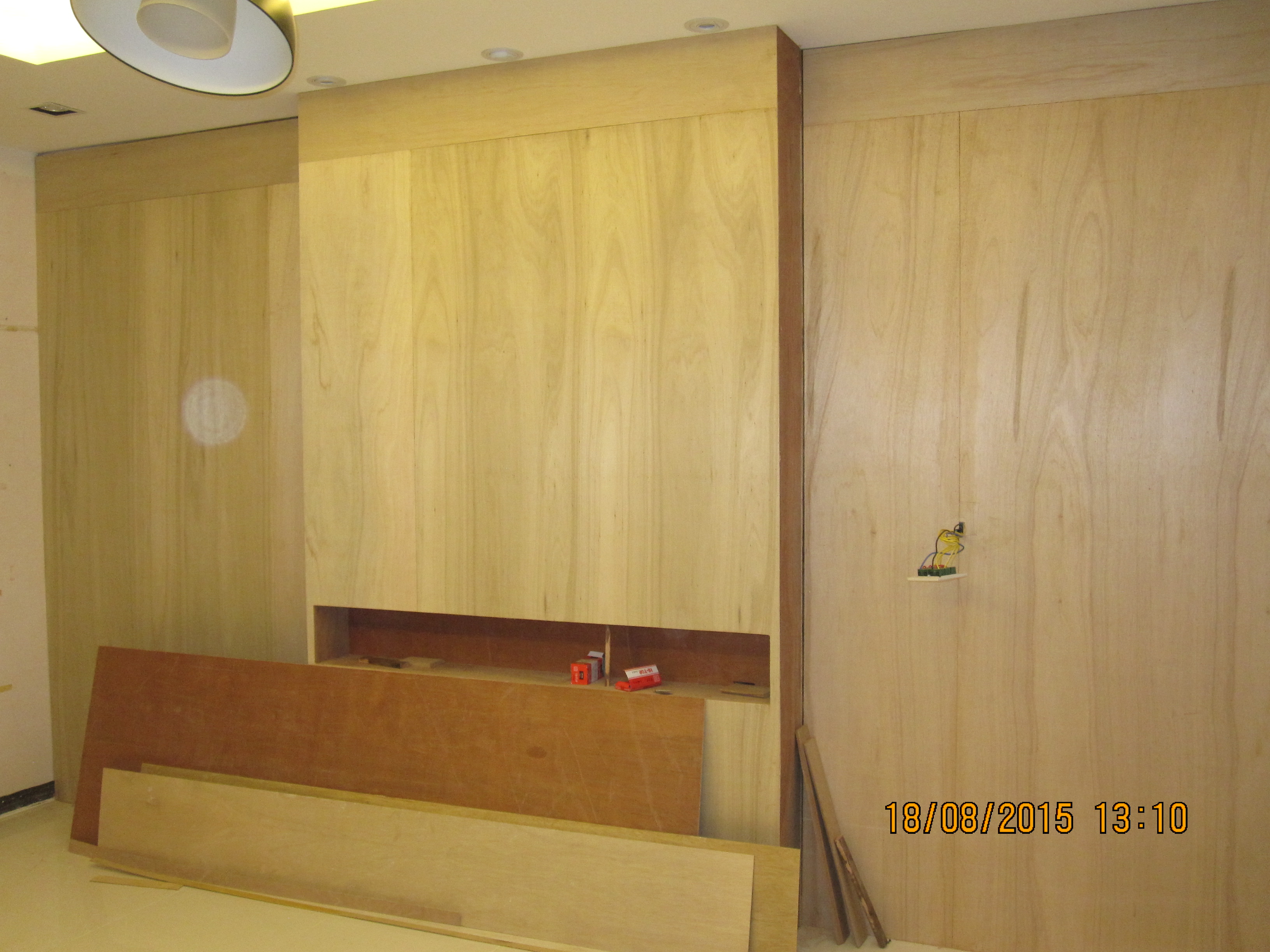 งานกองปราบปราม จัดทำเฟอร์นิเจอร์ ซ่อมแซมทุกส่วนที่ชำรุด