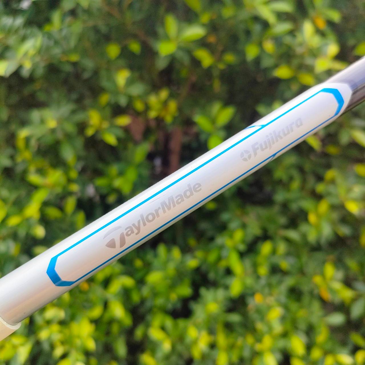 ก้าน DRIVER พร้อมสลีฟ FUJIKURA TAYLORMADE 57 GRAMS ความยาวเฉพาะก้าน 44.5 นิ้ว FLEX S มือสอง ของแท้ BY NakaraLuxurious