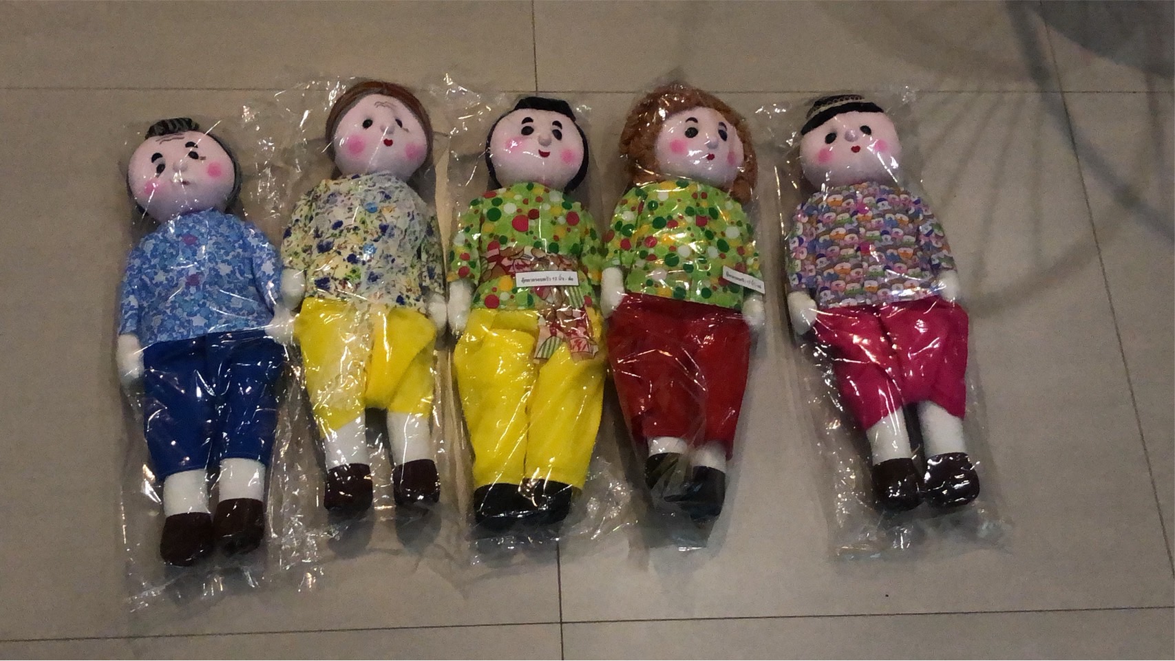 ตุ๊กตาผ้า ปู่ ย่า พ่อ แม่ ลูก ขนาด 17'' ตัวละ ของเล่นเสริมทักษะ,ของเล่นเด็ก, สื่อการสอนอนุบาล