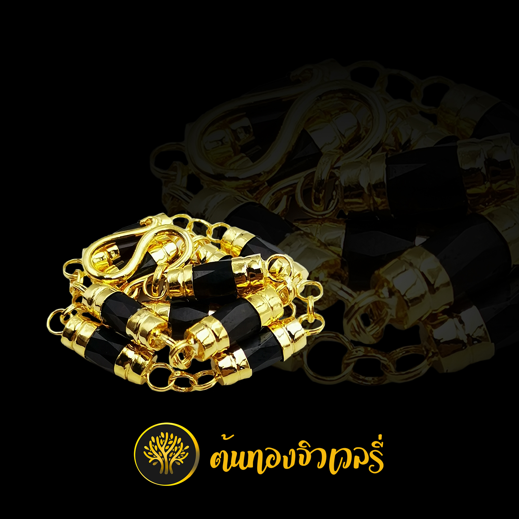 สร้อยข้อมือโกเมน เล็กๆ สวยๆ โดนใจสาวๆ แน่นอนครับ 