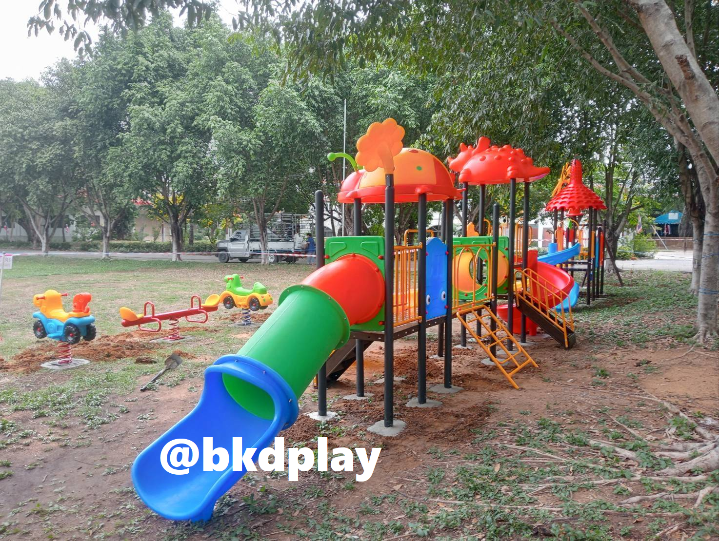 เครื่องเล่นสนามกลางแจ้ง ชุดสวนสนุกไดโนเพื่อนรัก , กระดานลื่นท่อ, สไลเดอร์ใหญ่ ,ของเล่น,ครุภัณฑ์สนามเด็กเล่น, สพฐ,โครงการโรงเรียนประชารัฐ playground,สไลเดอร์,ของเล่นเสริมพัฒนาการ,เครื่องเล่นสนาม, สนามเด็กเล่น