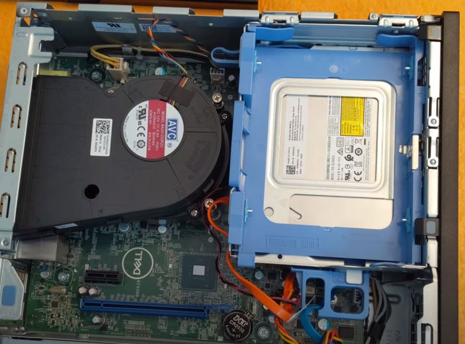 PC มือสอง Dell Optiplex 3060 SFF (i3-8100 Ram4GB HDD1TB) สภาพดี มือสอง ประกันร้าน 1 เดือน