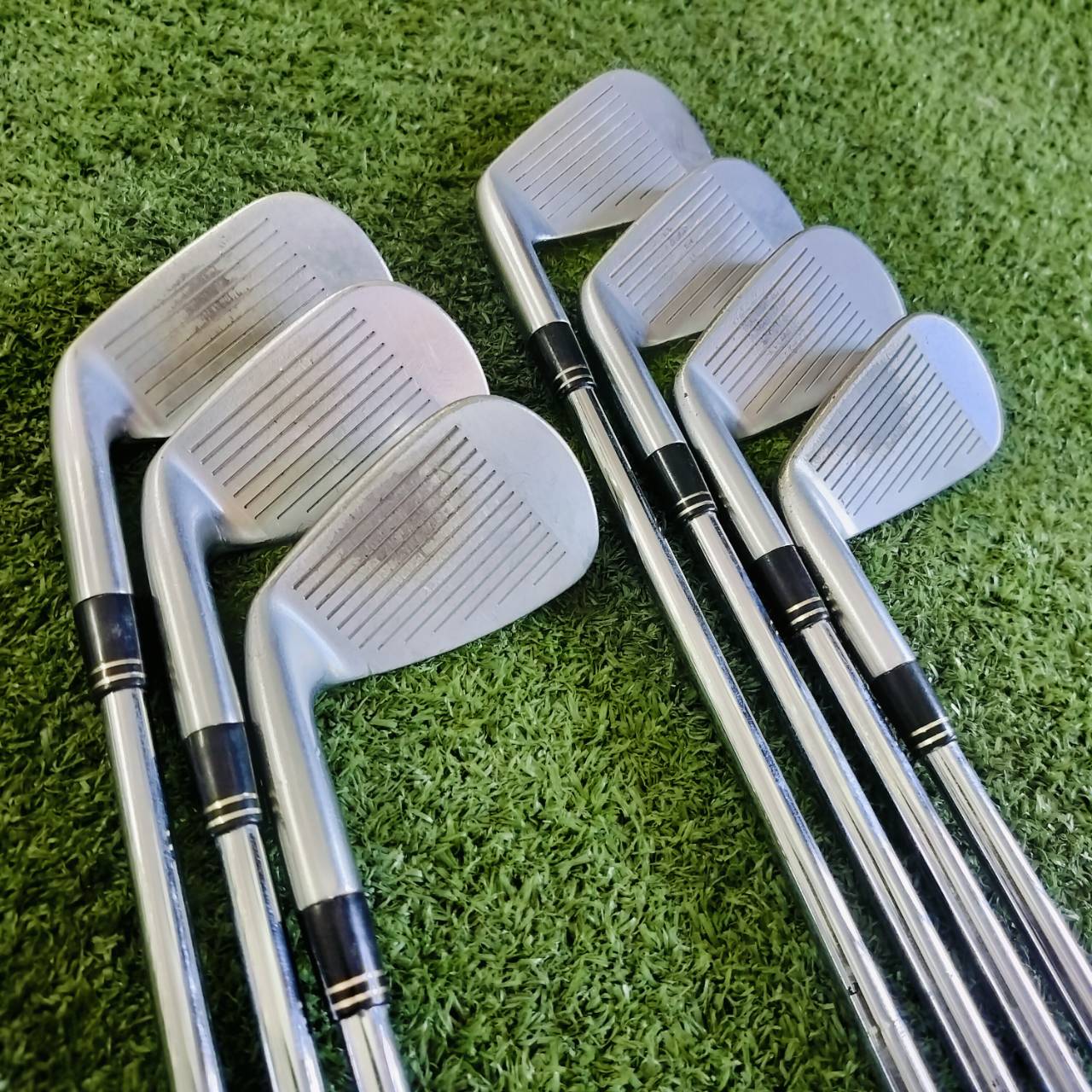 ชุดเหล็ก Titleist CB FORGED 712 ก้าน DYNAMIC GOLD X100 ก้านแข็งตีมันส์ใส่ได้เต็มๆ ตีแรงเอาอยู่ เหล็ก FORGED สุดพรีเมี่ยม และ มี CAVITY ชดเชยสูง ไม้กอล์ฟพรีเมี่ยมมือสอง ของแท้ By NakaraLuxurious