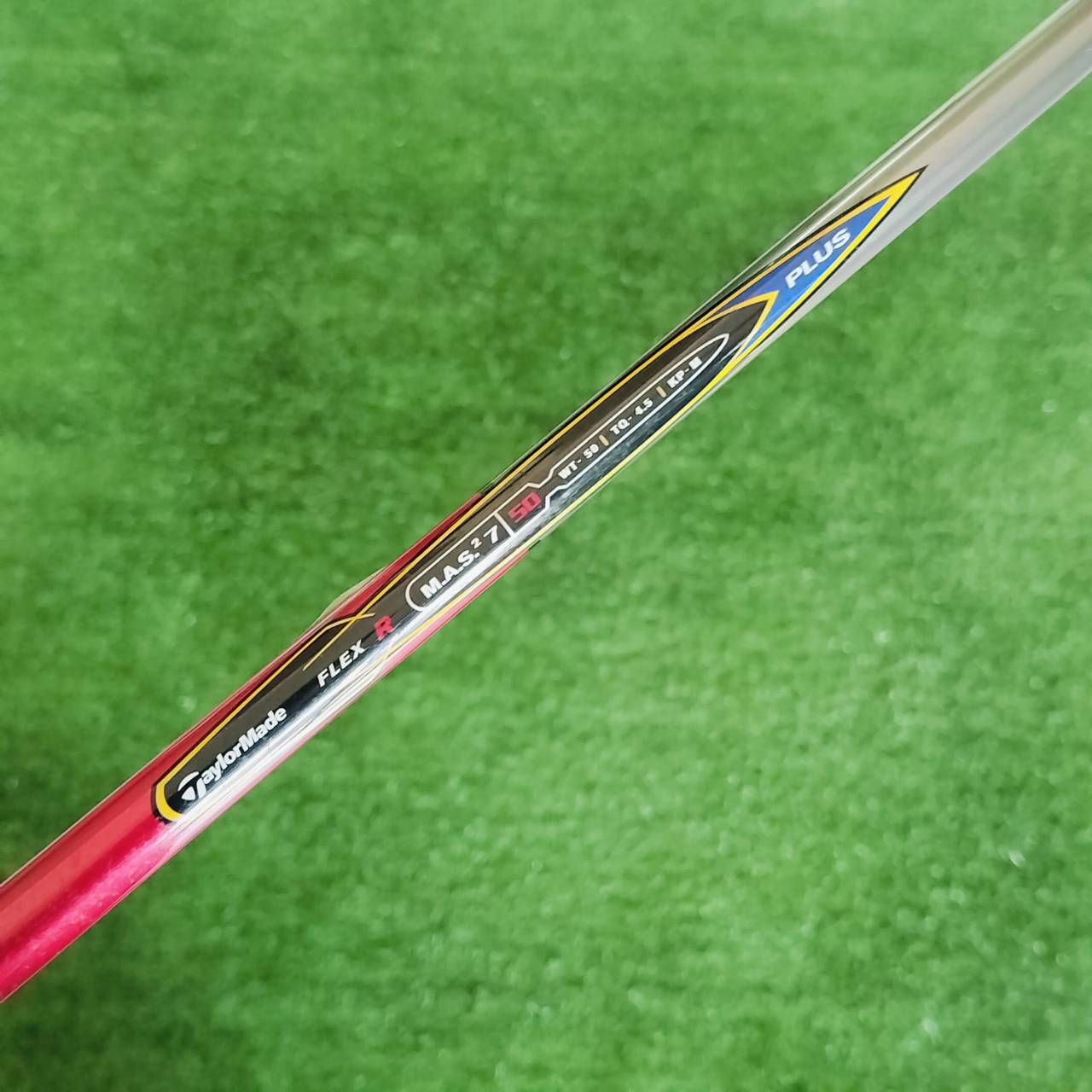 Driver Taylormade r7 quard หมุดไขปรับแบบ 4 จุด องศา 10.5 ก้าน MAS.2 PLUS FLEX R ตีโดนง่ายได้ระยะ ลดพิเศษ!!! ไม้กอล์ฟพรีเมี่ยมมือสอง ของแท้ By NakaraLuxurious