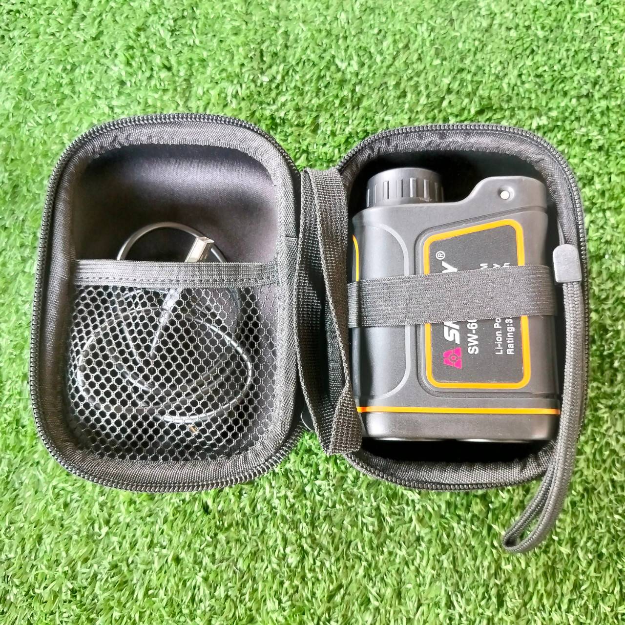 กล้องวัดระยะ Laser Rangefinder SNDWAY SW‐600A มือสอง เครื่องวัดระยะนาโนเลเซอร์ มาพร้อมสายชาทเเละ กระเป๋า ไม้กอล์ฟพรีเมี่ยมมือสอง ของแท้ By NakaraLuxurious