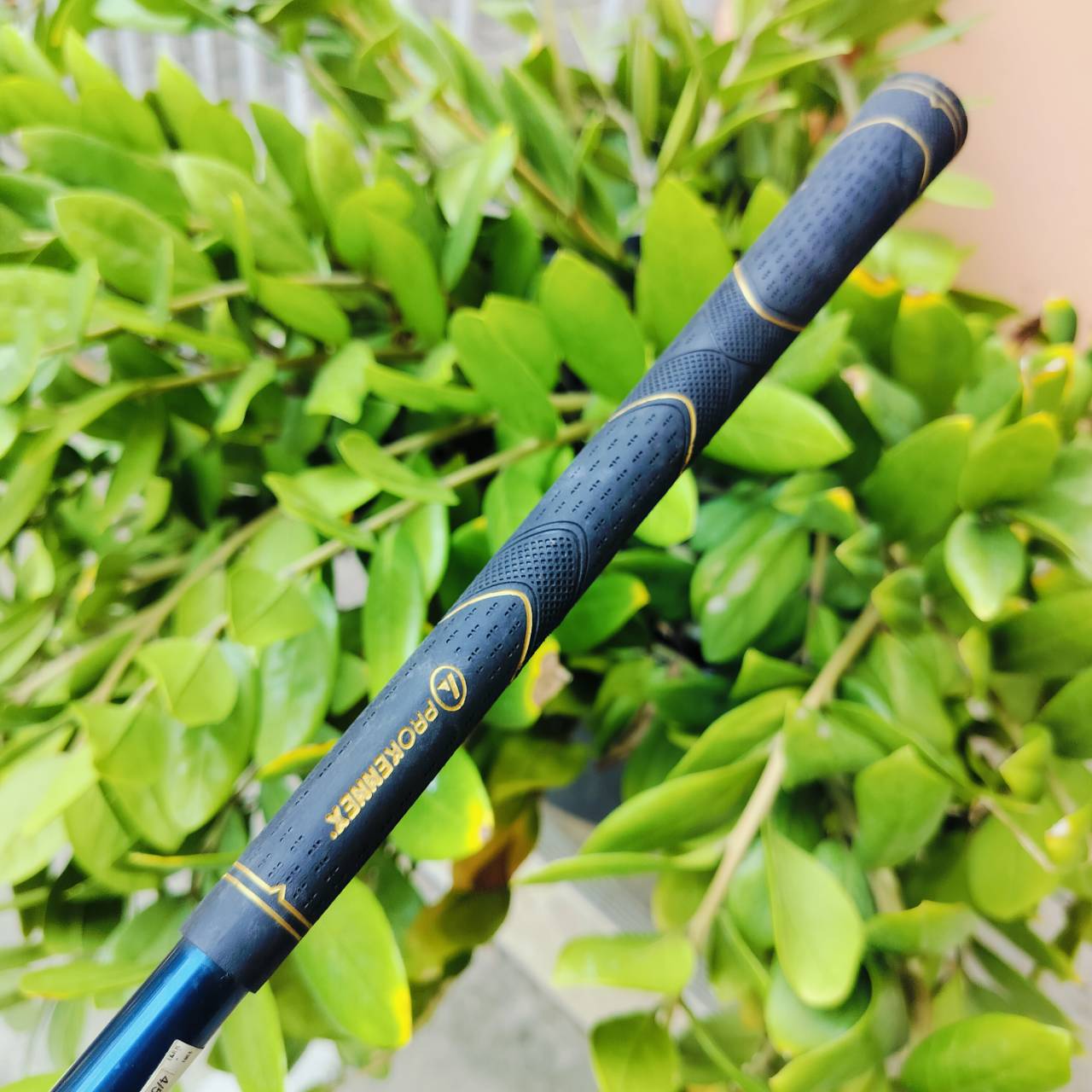 ชุดเหล็ก PROKENNEX MOMENTUM วัสดุ SUPER STEEL ตีนุ่มมาก และเด้งมากๆ ชดเชยความผิดพลาดสูง ตีตรง ตีไกลมาก สภาพสวยมากเดิมๆทุกชิ้น ก้านกราไฟต์ FLEX R ไม้กอล์ฟพรีเมี่ยมมือสอง ของแท้ By NakaraLuxurious