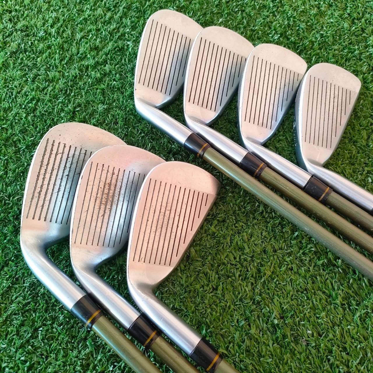 ชุดเหล็ก HONMA LB280 มีเหล็ก 6 -11 และ SW ก้าน TITANIUM CARBON LB-280 R-1 ใส่กริพ GOLF PRIDE มาอย่างดี อย่างแพง ไม้กอล์ฟมือสอง ของแท้ BY NakaraLuxurious