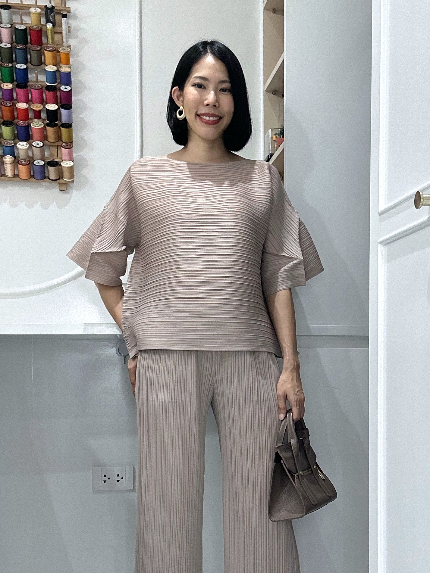 2MUAY รุ่น GJO9319-9 เสื้อพลีทคุณภาพ FLARE SLEEVE PLEATED TOP 7 สี FREE SIZE