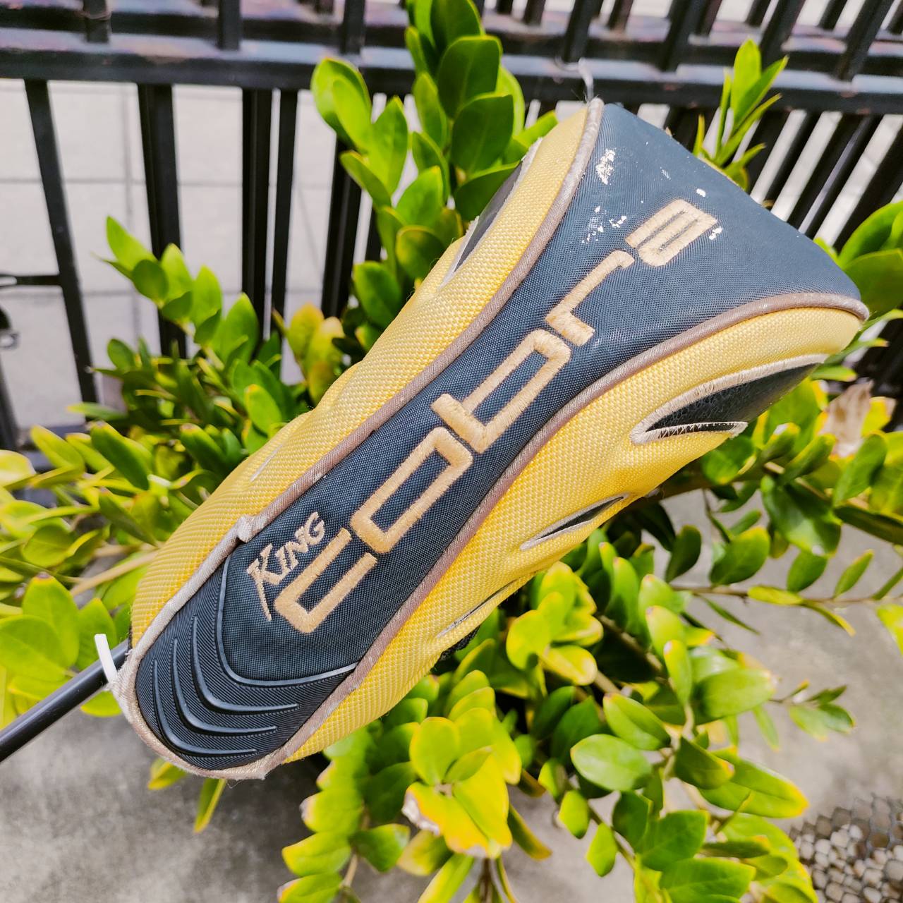 Driver KING COBRA HS9 ก้าน GRAPHITE DESIGN YS 4.6+ FLEX R กระดองเด้ง และหน้าเด้ง ตีไกลมากกกก ไม้กอล์ฟพรีเมี่ยมมือสอง ของแท้ By NakaraLuxurious