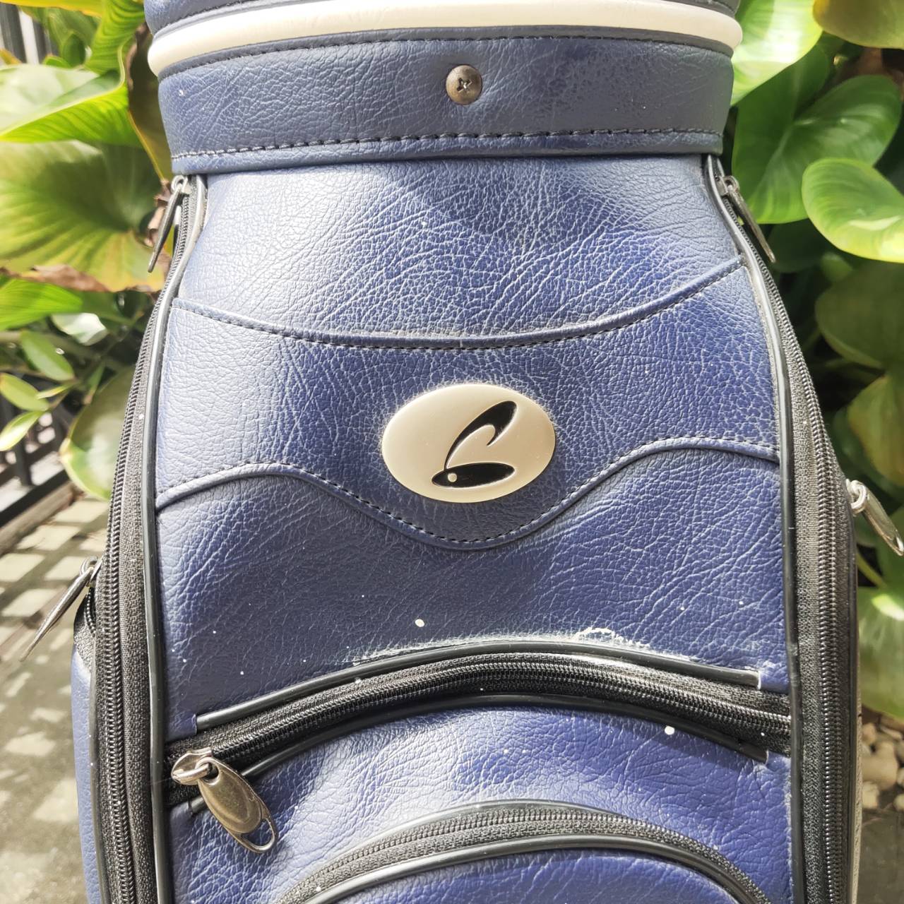 ถุงกอล์ฟกรุงเทพกรีฑา มือสอง ถุง TOUR ใบใหญ่ ใส่ไม้ได้ครบครัน