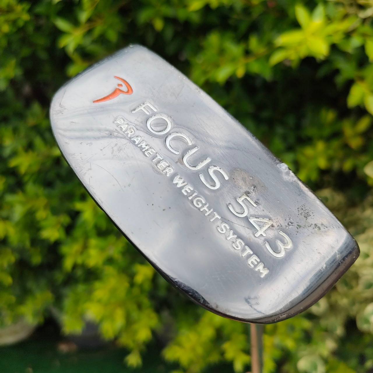 PUTTER TOPPOINT FOCUS 543 PARAMETER WEIGHT SYSTEM ความยาว 35 นิ้ว ก้านแบบ CENTER เล็งง่าย!! สโตรคง่าย!! ชดเชยความผิดพลาดดี!! กริพยังอยู่ในซีล ไม้กอล์ฟมือสอง ของแท้ BY NakaraLuxurious