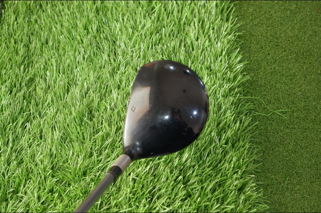 FAIRWAY3 TAYLORMADE R7 XR