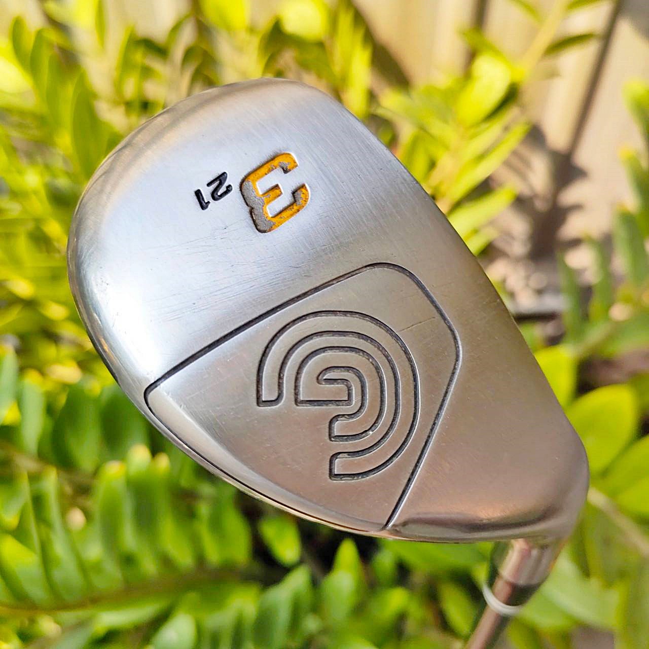 HYBRID 3 CLEVELAND HIBORE องศา 21 ก้าน HIBORE IRONS FLEX R ใช้ตีแทนเหล็กยาวได้เลยครับ ตีง่ายกว่ามาก ลูกลอยง่าย และระยะดีมาก ตีสบายๆ ไม้กอล์ฟพรีเมี่ยมมือสอง ของแท้ By NakaraLuxurious