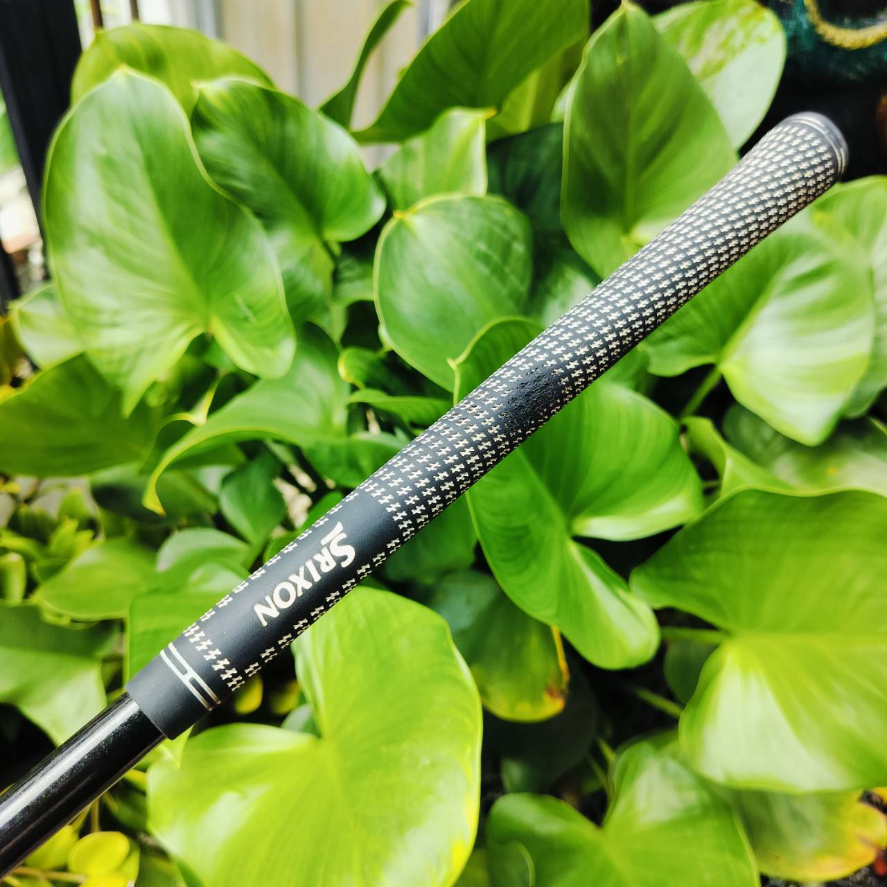 Driver SRIXON W-302 องศา 9.5 ก้าน SV-301 FLEX R วัสดุ TITANIUM พรีเมี่ยมของญี่ปุ่น ไม้กอล์ฟพรีเมี่ยมมือสอง ของแท้ By NakaraLuxurious