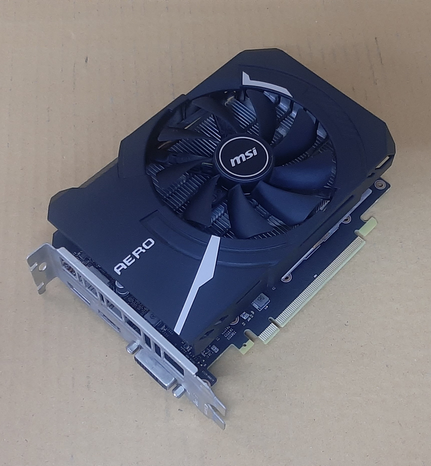 การ์ดจอมือสอง สภาพดี ประกันร้าน 1 เดือน ยี่ห้อ Msi รุ่น 1660Ti 6GB GDDR6 ประกันร้าน 1 เดือน