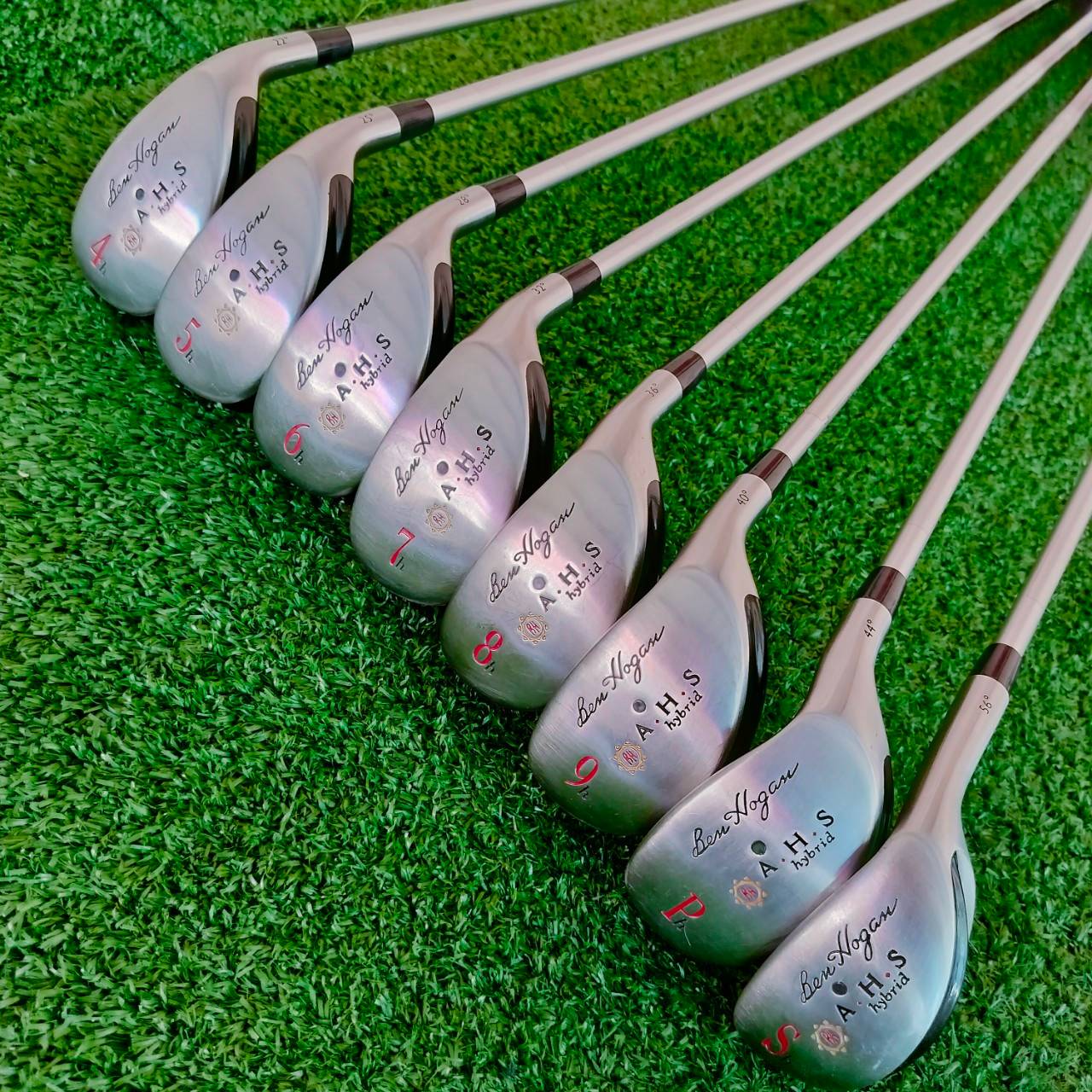 ชุดเหล็ก BEN HOGAN A.H.S. มีเหล็ก 4-9 เเละ PW SW ก้าน APEX EDGE FLEX เป็นสุดยอดชุดเหล็กที่ช่วยอย่างมาก สำหรับท่านที่ไม่มีเวลาฝึกซ้อมมาก เป็นหัว HYBRID ทั้งชุด ไม้กอล์ฟมือสอง ของแท้ BY NakaraLuxurious